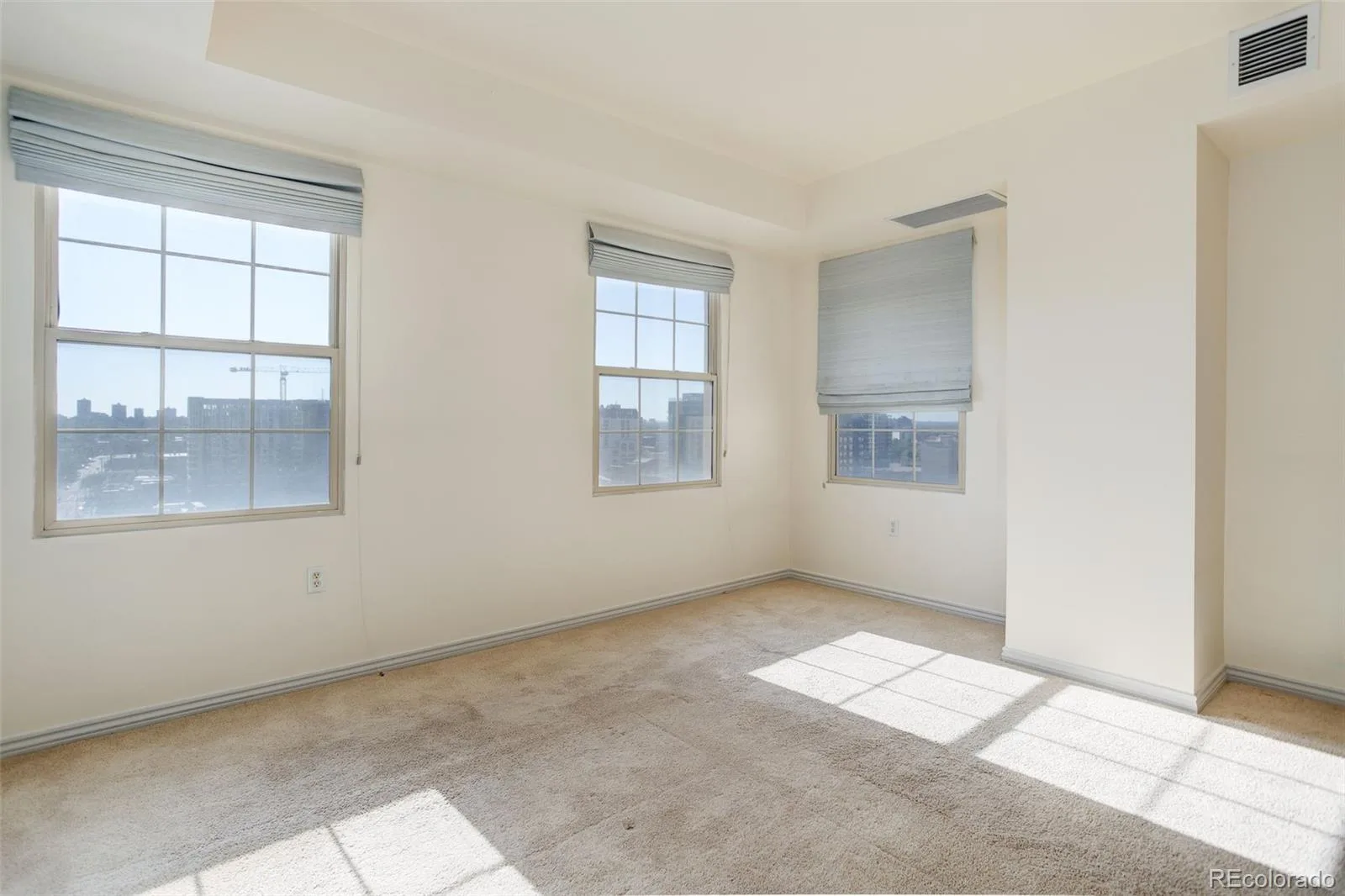 300 W 11th Avenue #17B Denver CO 80204 MLS #REC3320876 07032026043658 1600 24