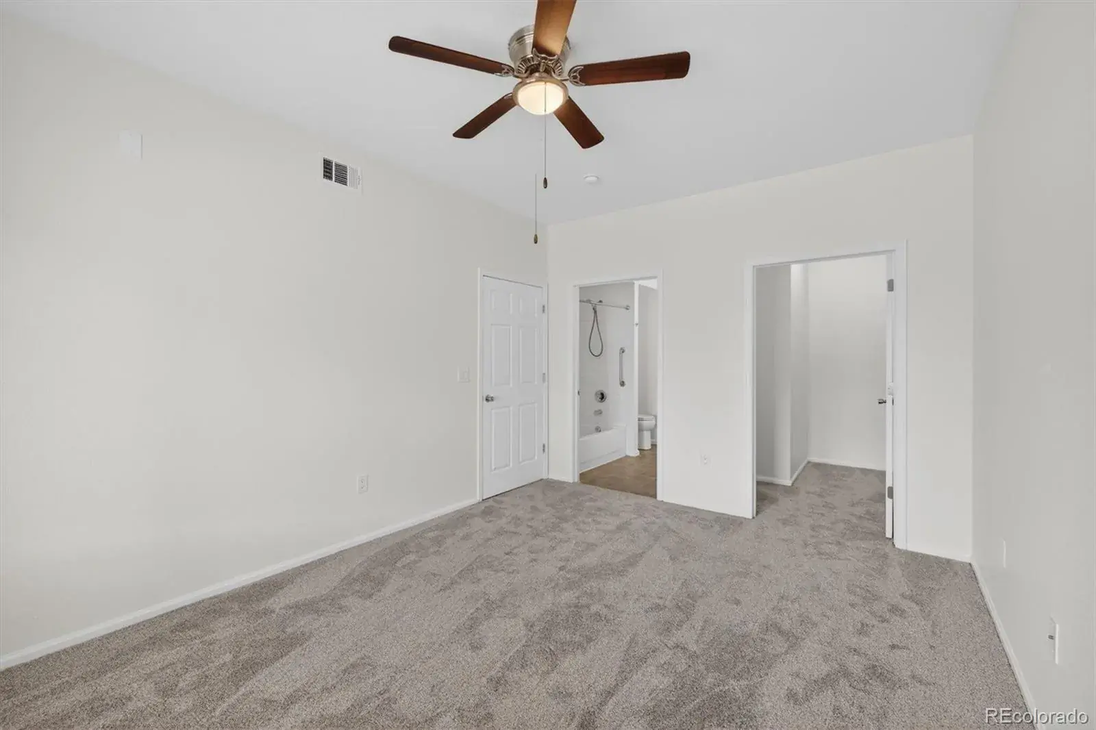 911 S Zeno Way #102 Aurora CO 80017 MLS #REC3321556 03042026221332 1600 17