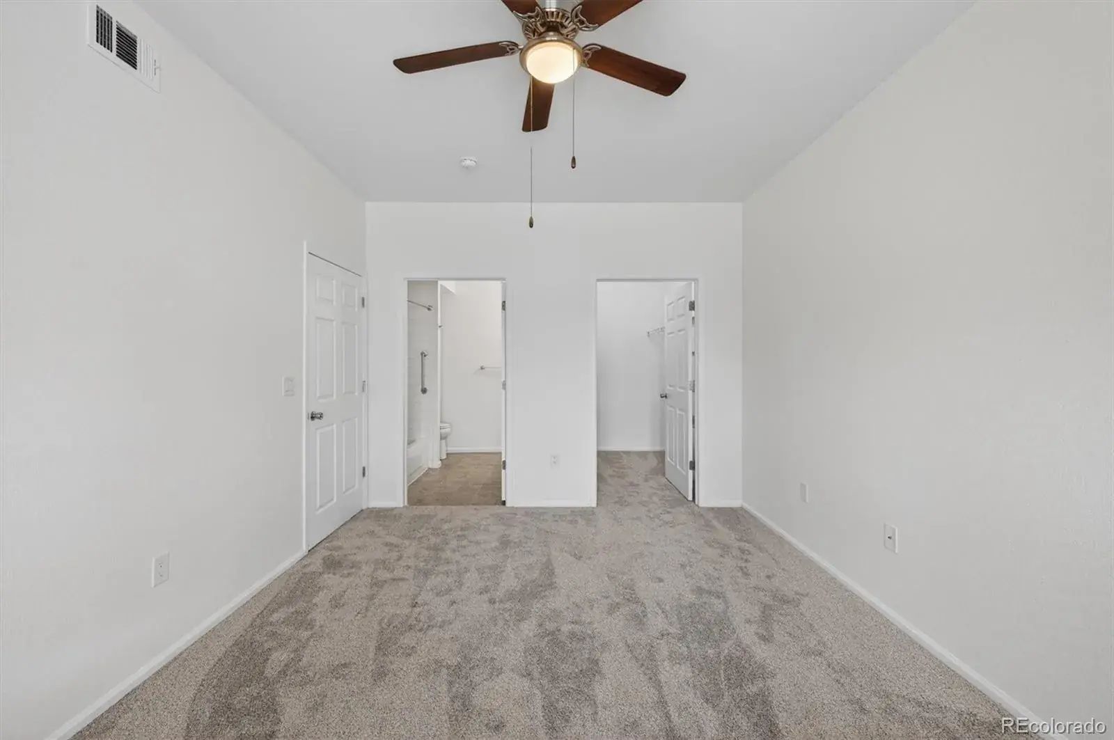911 S Zeno Way #102 Aurora CO 80017 MLS #REC3321556 03042026221332 1600 18