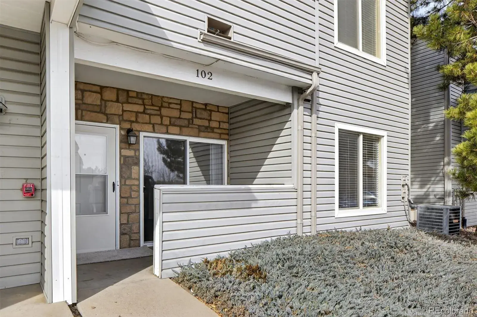 911 S Zeno Way #102 Aurora CO 80017 MLS #REC3321556 03042026221332 1600 2
