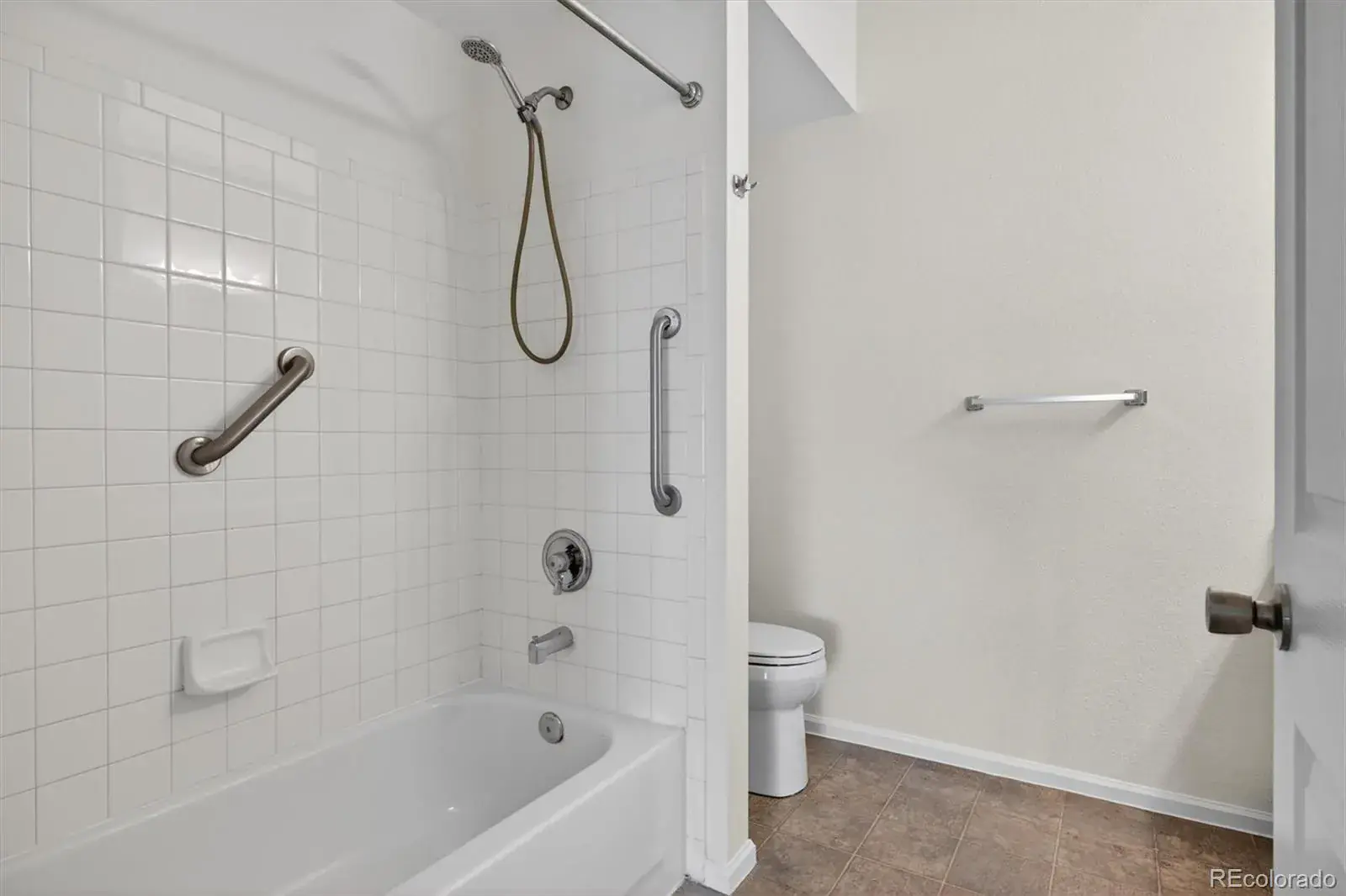 911 S Zeno Way #102 Aurora CO 80017 MLS #REC3321556 03042026221332 1600 21