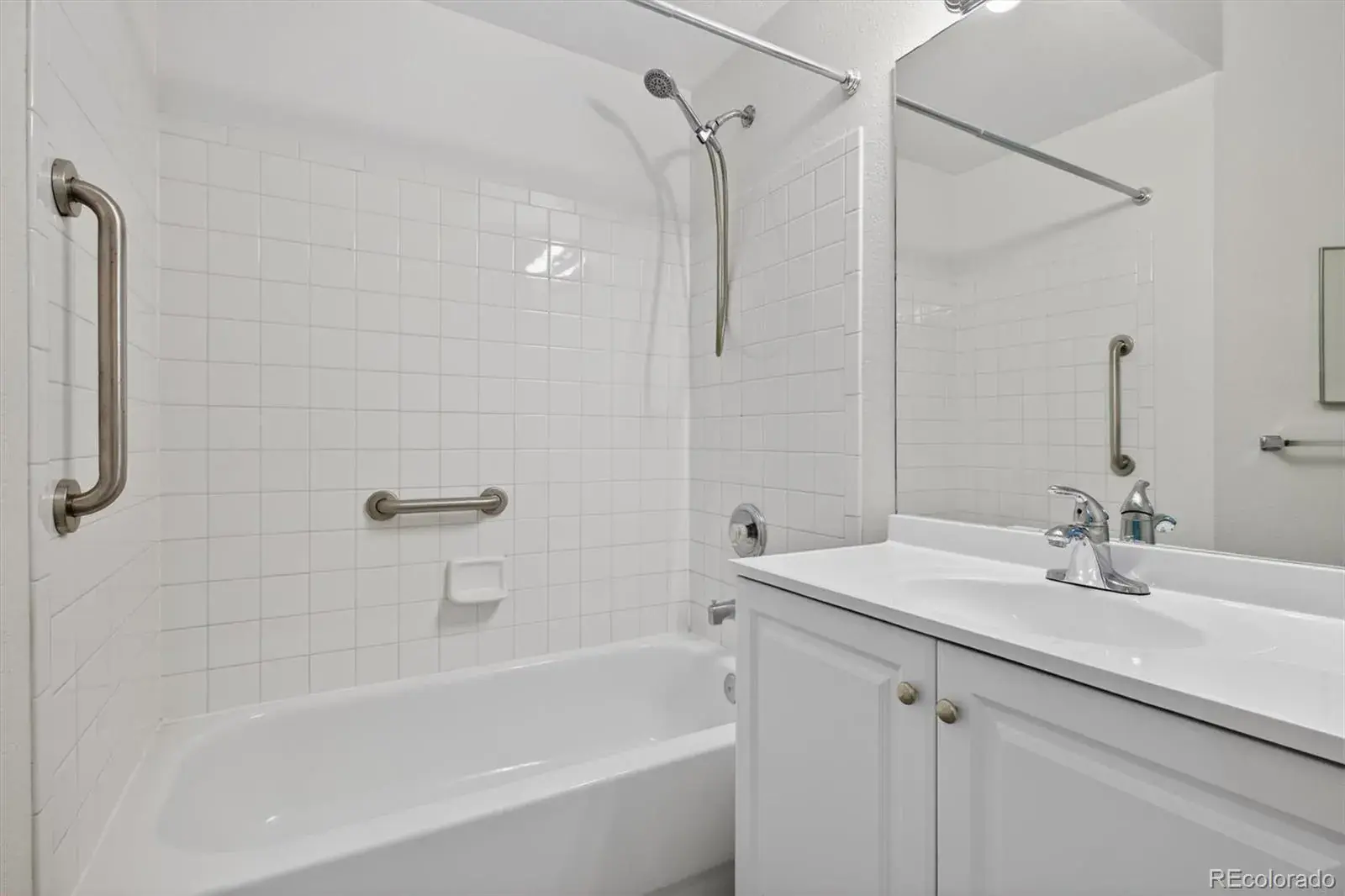 911 S Zeno Way #102 Aurora CO 80017 MLS #REC3321556 03042026221332 1600 29
