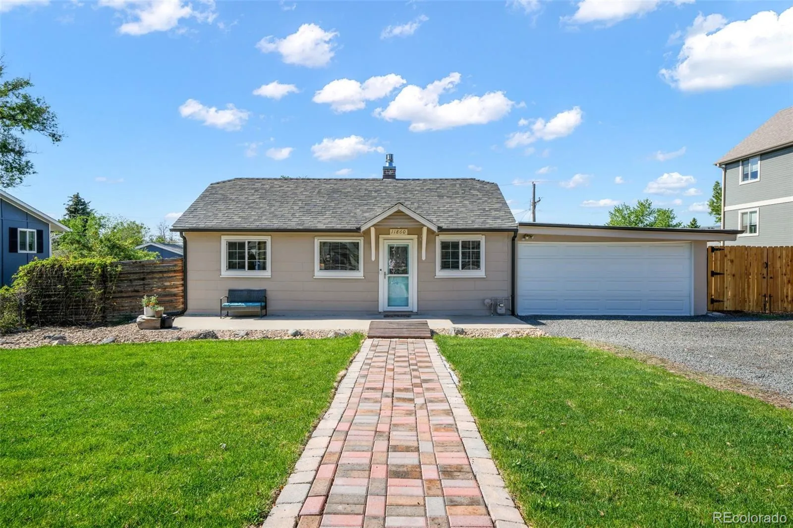 11860 W Independence Avenue Lakewood CO 80401 MLS #REC3321745 05152026145812 1600 1