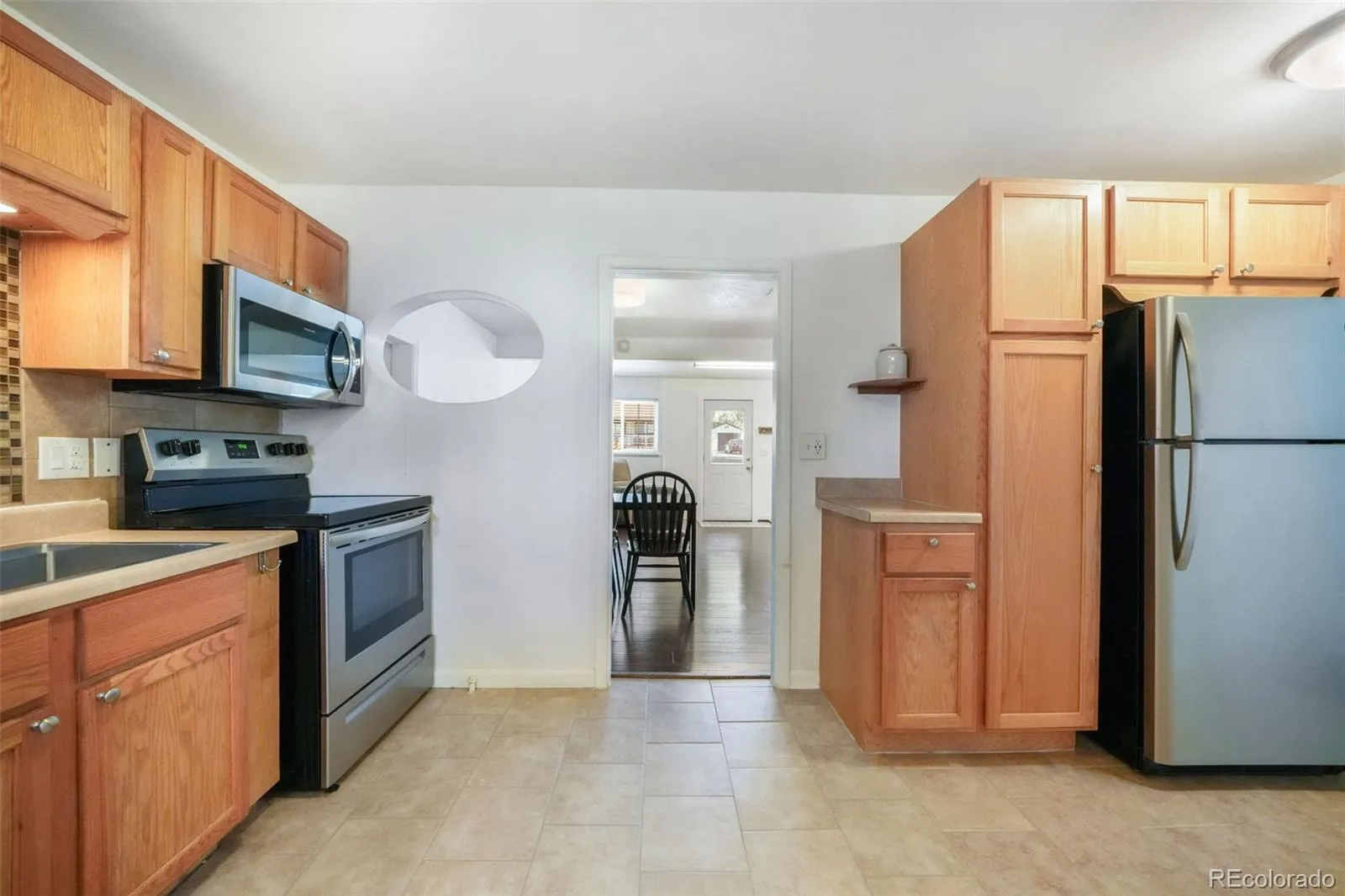 11860 W Independence Avenue Lakewood CO 80401 MLS #REC3321745 05152026145812 1600 13