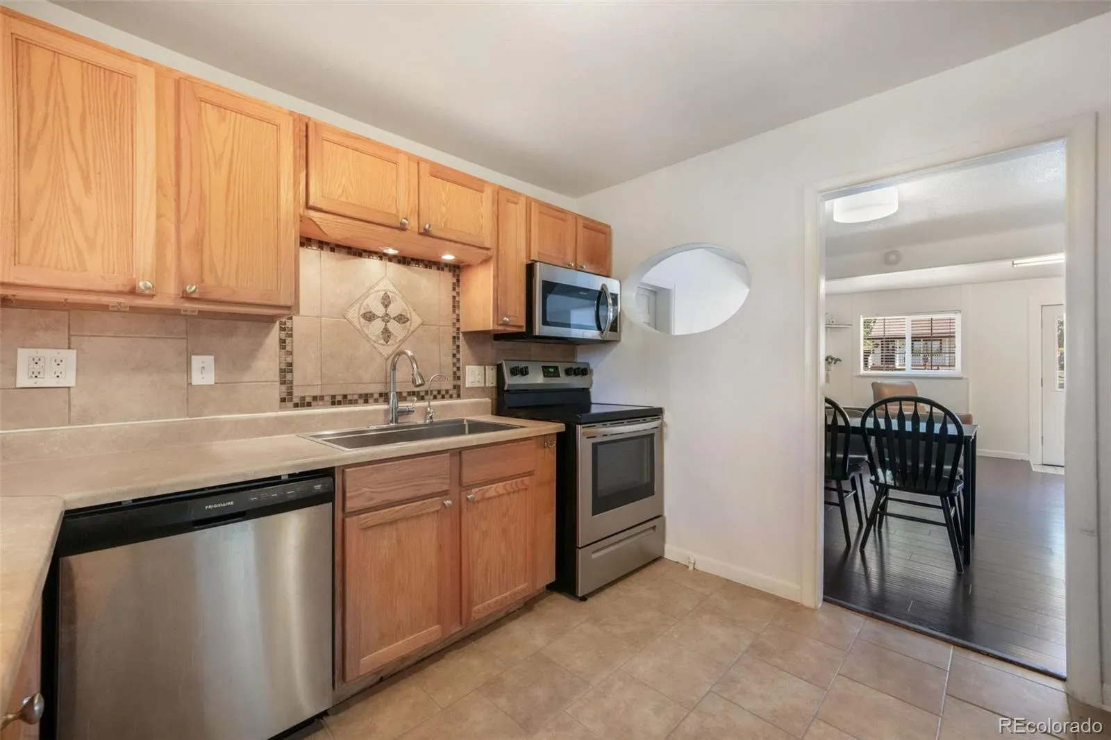11860 W Independence Avenue Lakewood CO 80401 MLS #REC3321745 05152026145812 1600 14