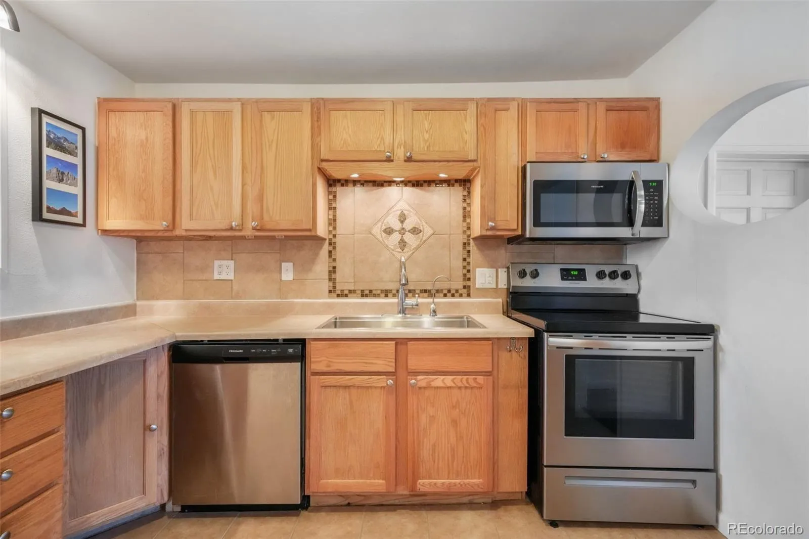 11860 W Independence Avenue Lakewood CO 80401 MLS #REC3321745 05152026145812 1600 15
