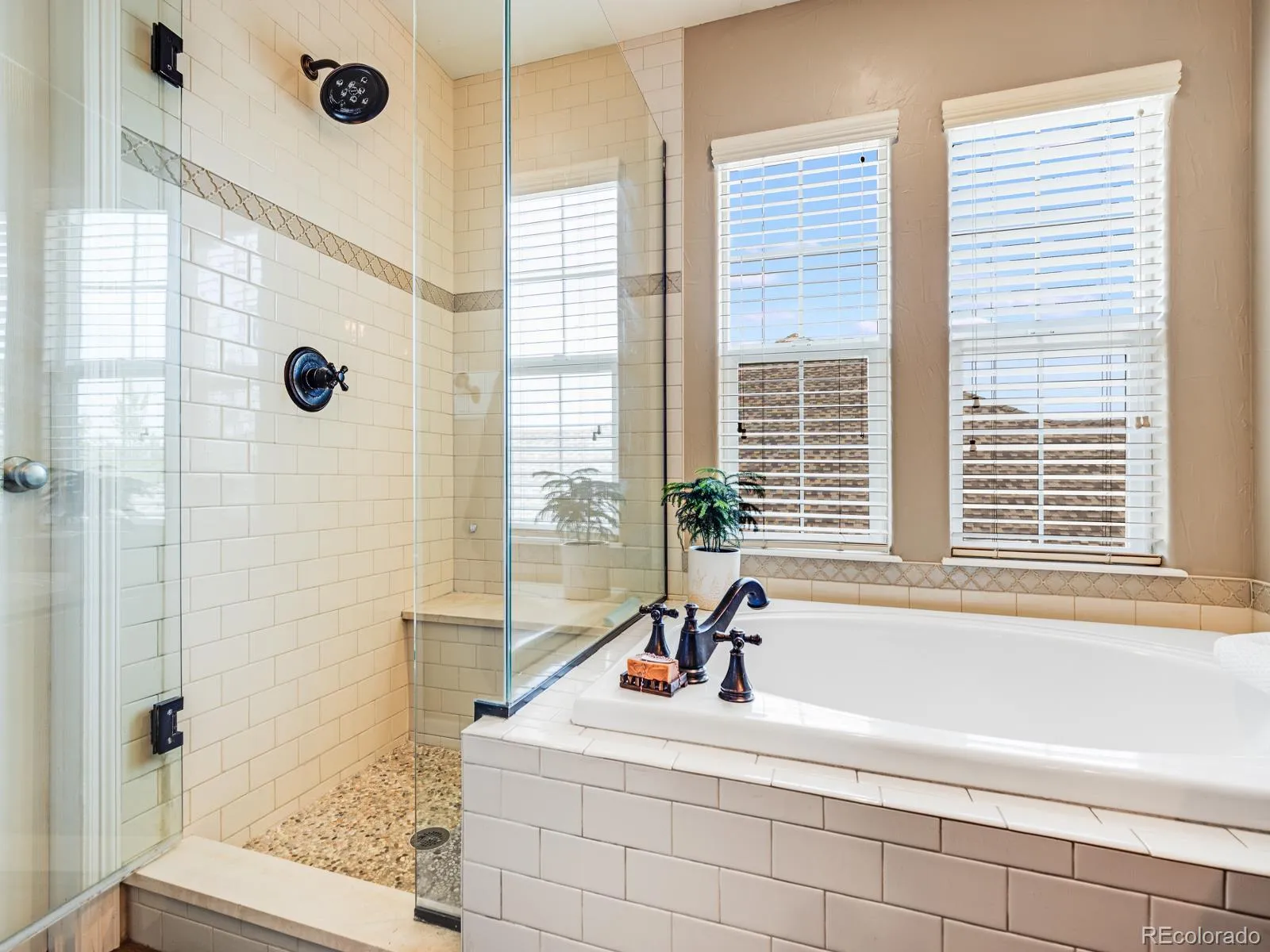 4121 Rabbit Mountain Road Broomfield CO 80020 MLS #REC3321843 05282026014308 1600 27