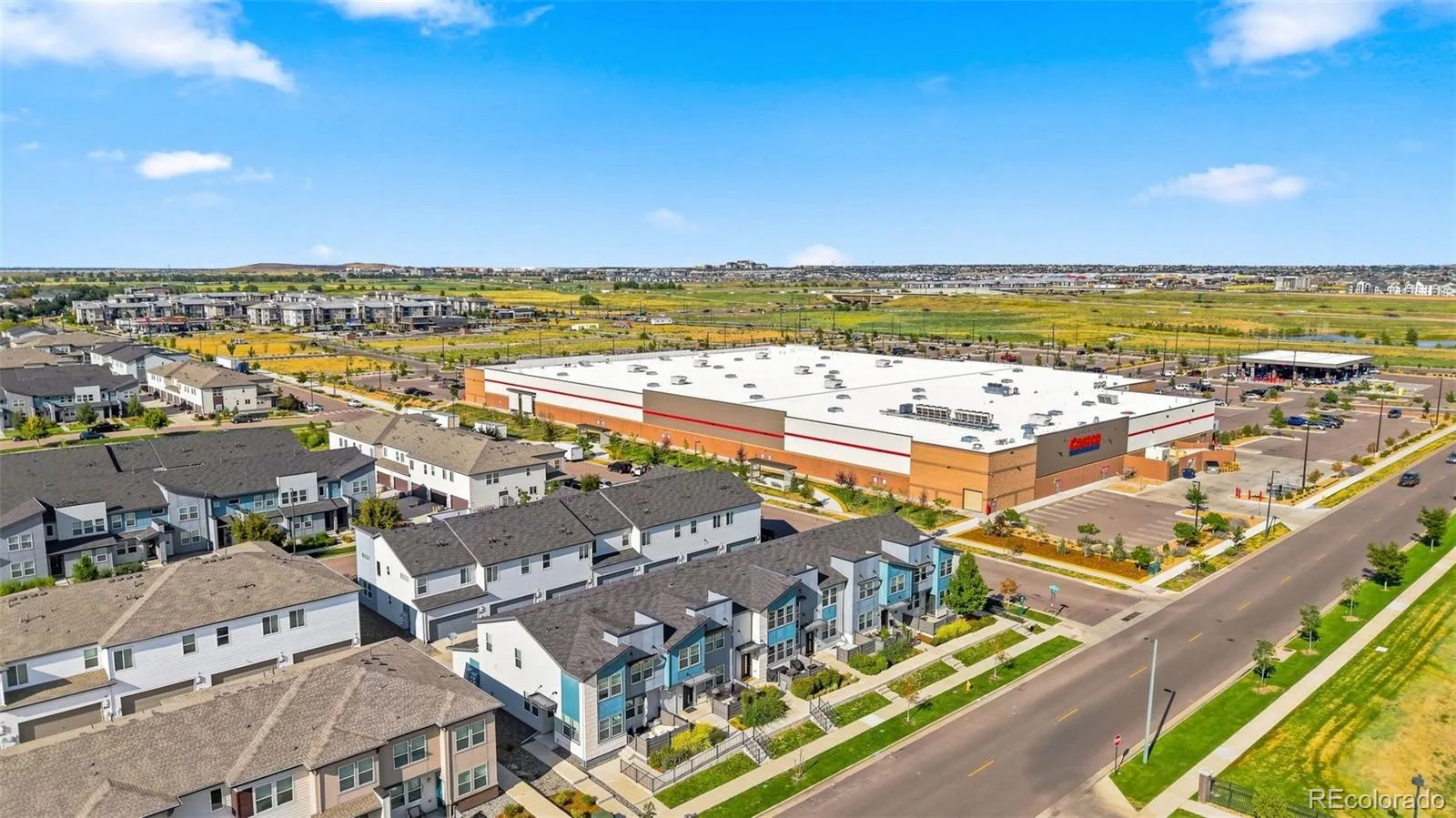 16291 Bolling Drive Denver CO 80239 | MLS #REC3322447 08272026144453 1600 35