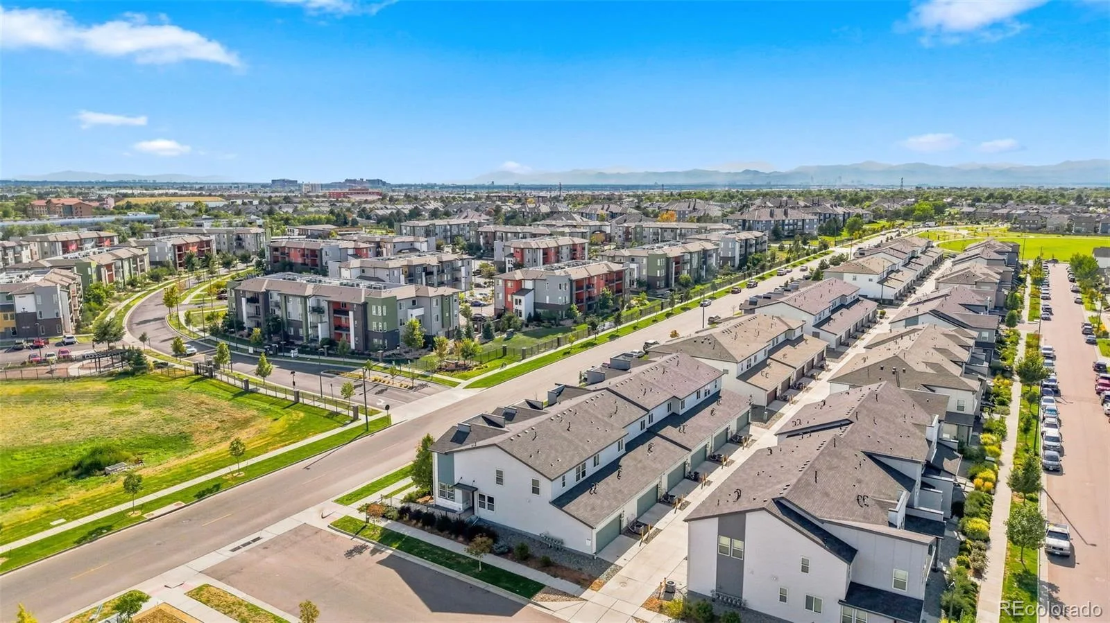 16291 Bolling Drive Denver CO 80239 | MLS #REC3322447 08272026144453 1600 37
