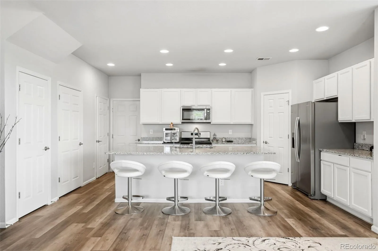 16291 Bolling Drive Denver CO 80239 | MLS #REC3322447 08272026144453 1600 6