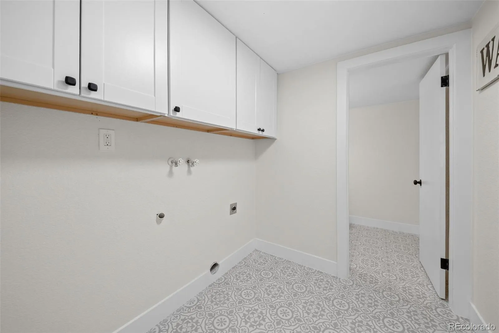7345 E Hinsdale Place Centennial CO 80112 MLS #REC3323937 04272026221151 1600 17