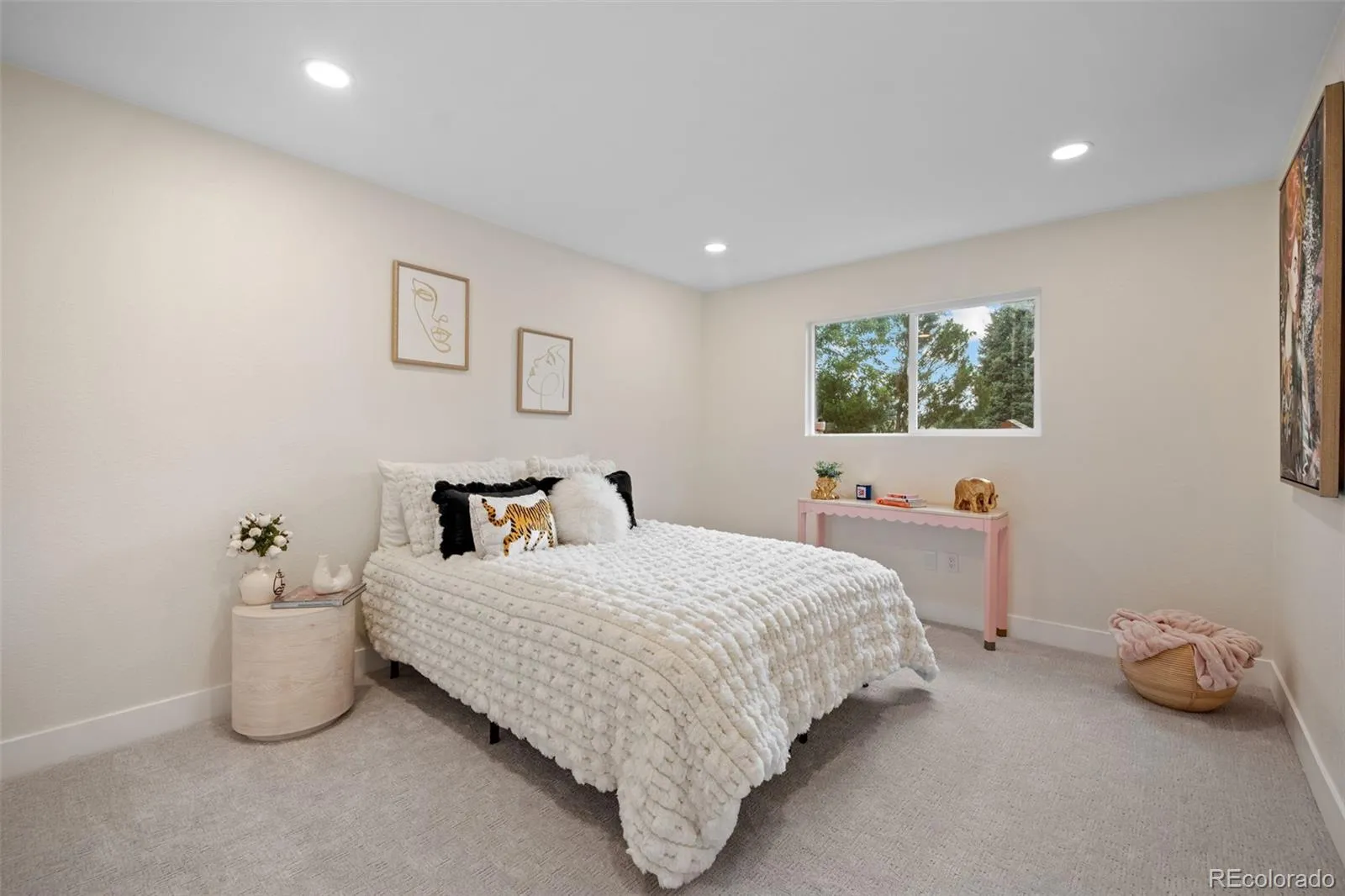 7345 E Hinsdale Place Centennial CO 80112 MLS #REC3323937 04272026221151 1600 21