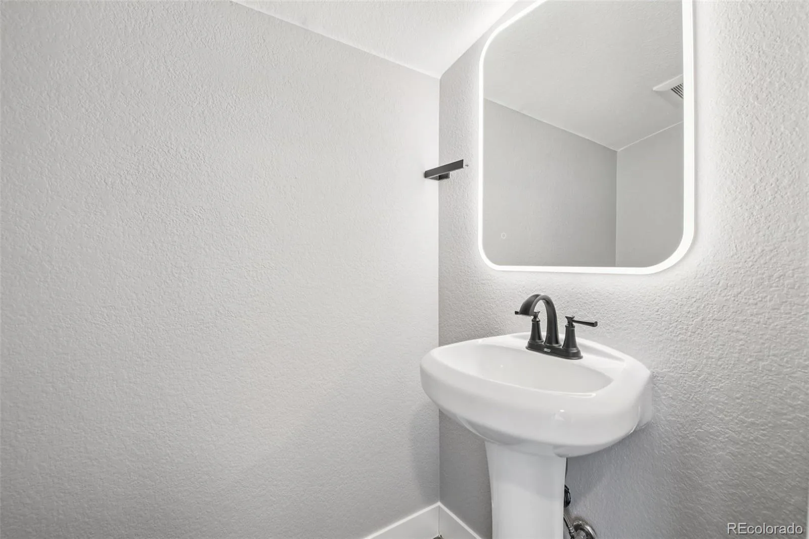 2921 Sheridan Boulevard Wheat Ridge CO 80214 | MLS #REC3324094 08272026144445 1600 17