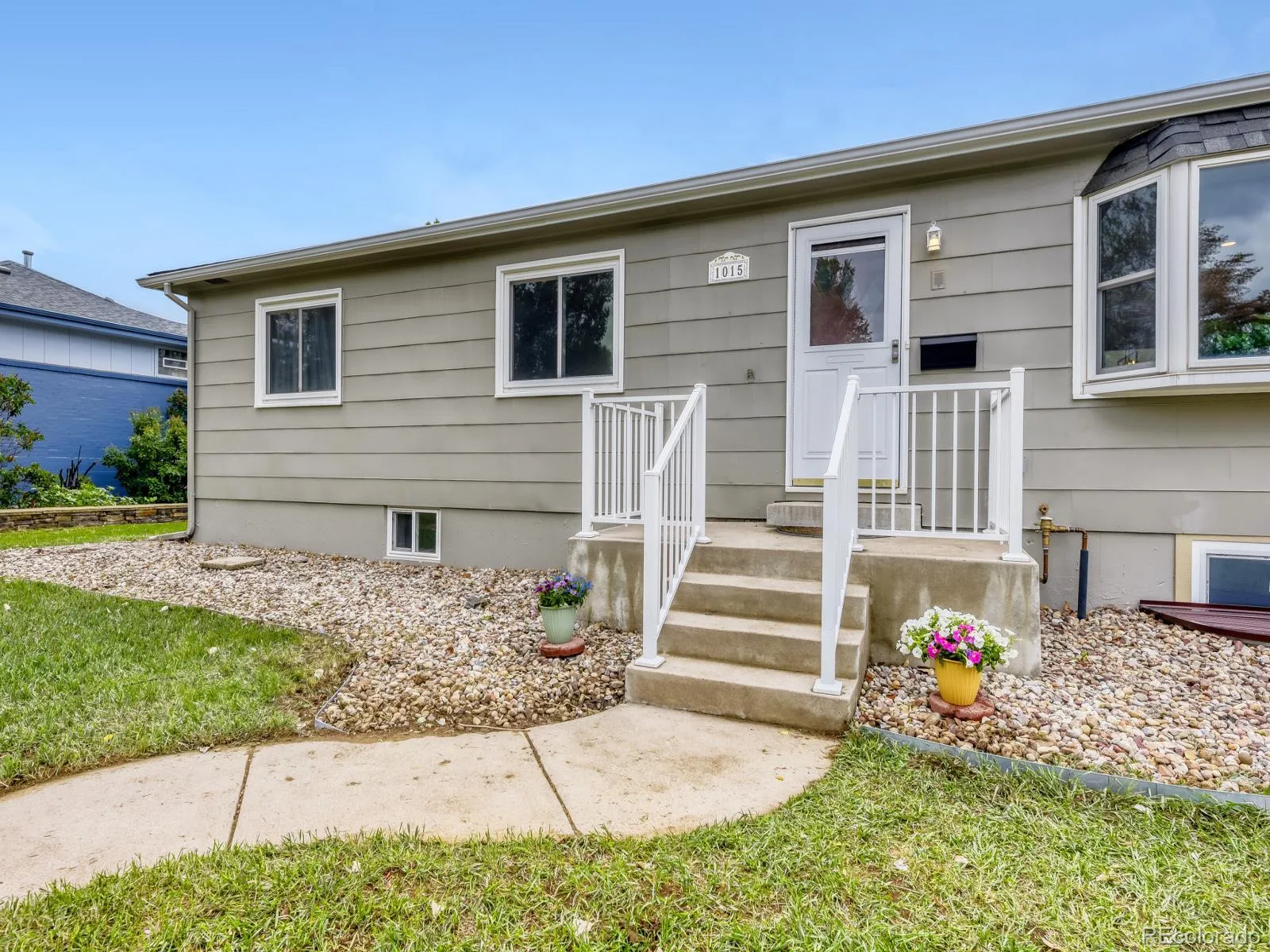 1015 W Longview Avenue Littleton CO 80120 MLS #REC3324870 05212026183941 1600 2