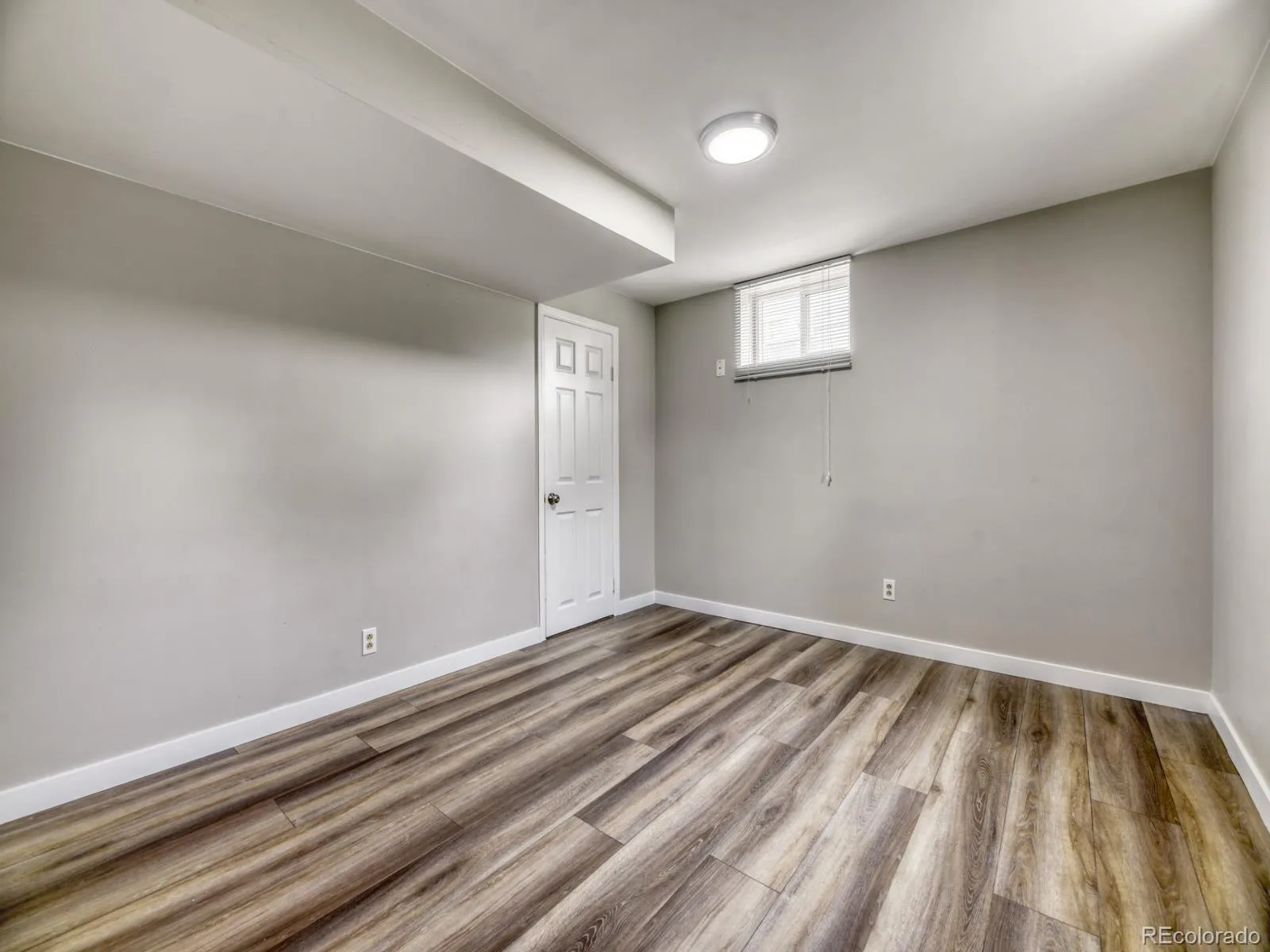 1015 W Longview Avenue Littleton CO 80120 MLS #REC3324870 05212026183941 1600 23