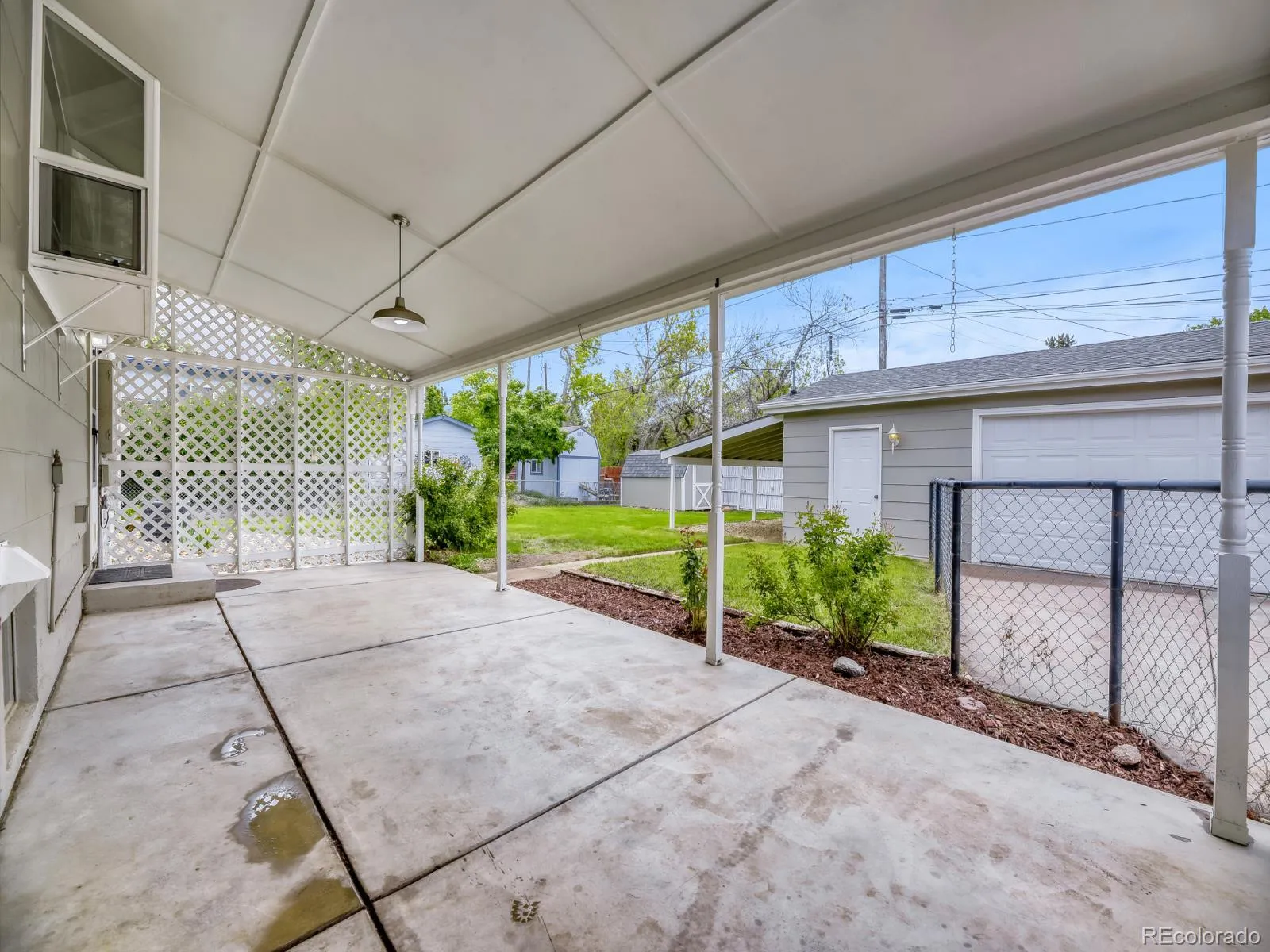 1015 W Longview Avenue Littleton CO 80120 MLS #REC3324870 05212026183941 1600 24