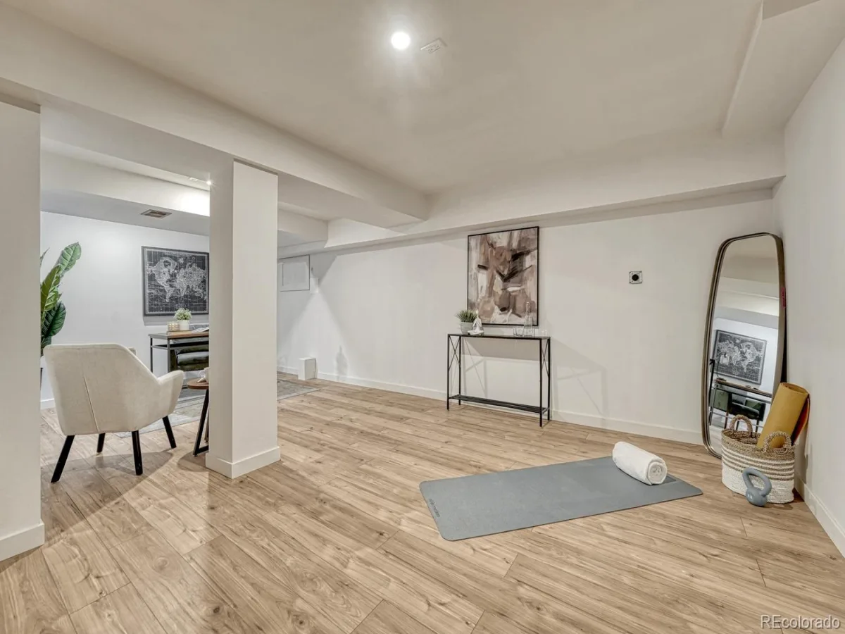 9697 E Powers Drive Greenwood Village CO 80111 MLS #REC3325129 06122026205012 1200 23