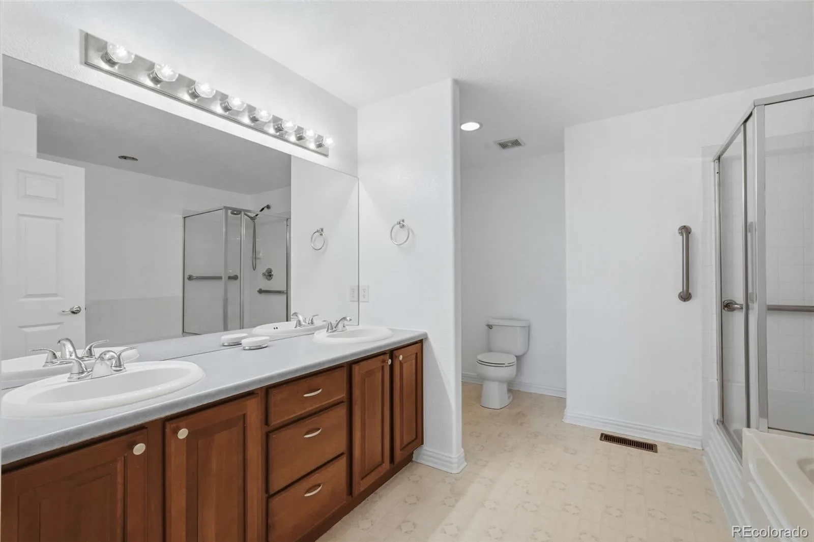 648 S Yarrow Street Denver CO 80226 | MLS #REC3325871 08092026162330 1600 11