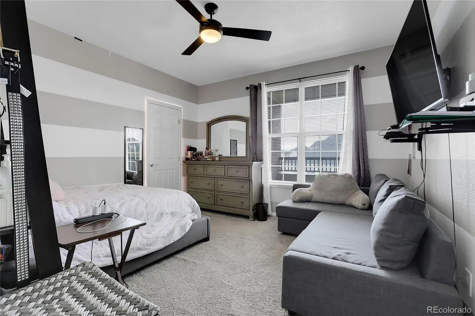 10302025223422 1600 17