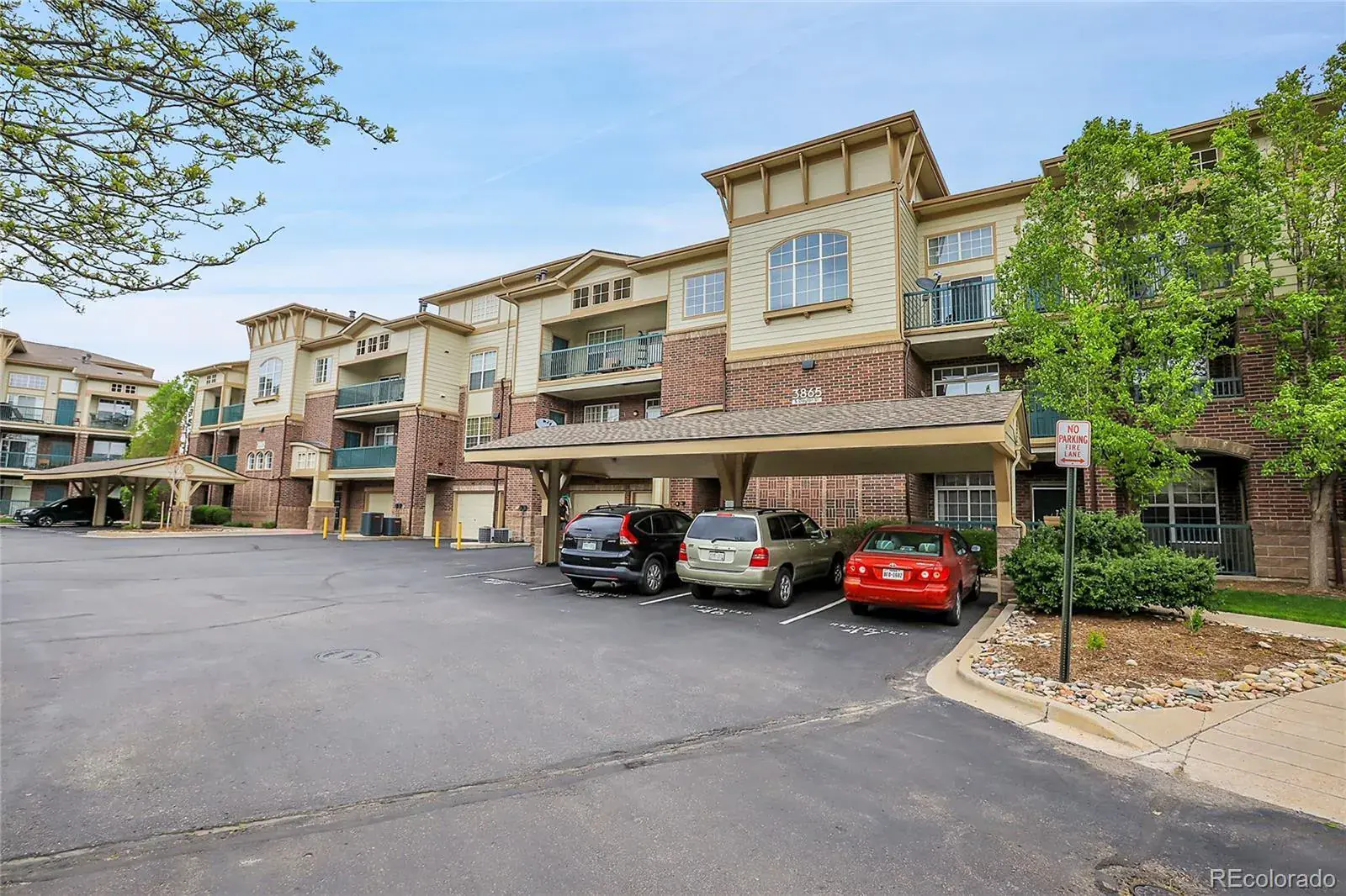 10302025223422 1600 4