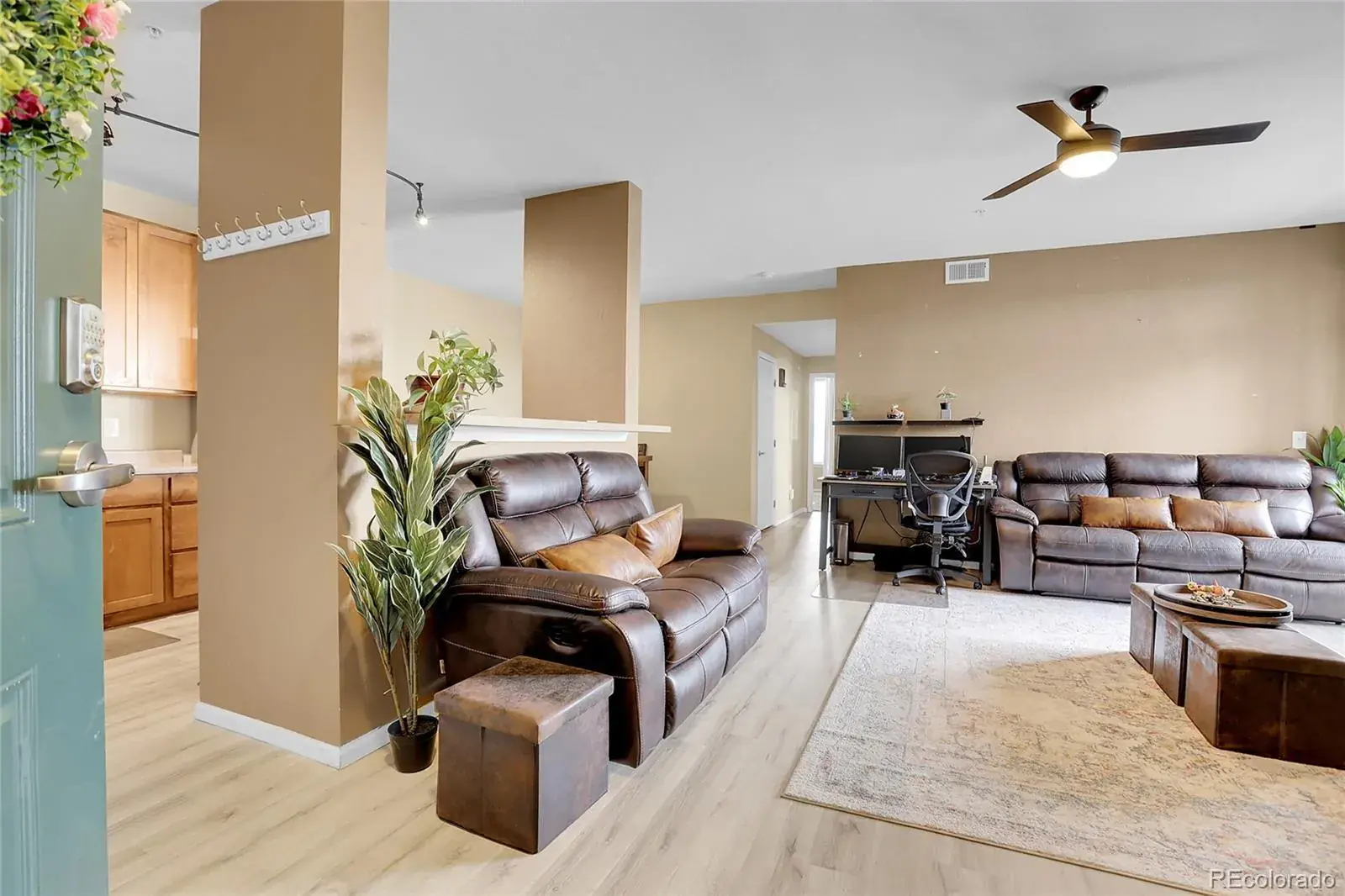 10302025223422 1600 5