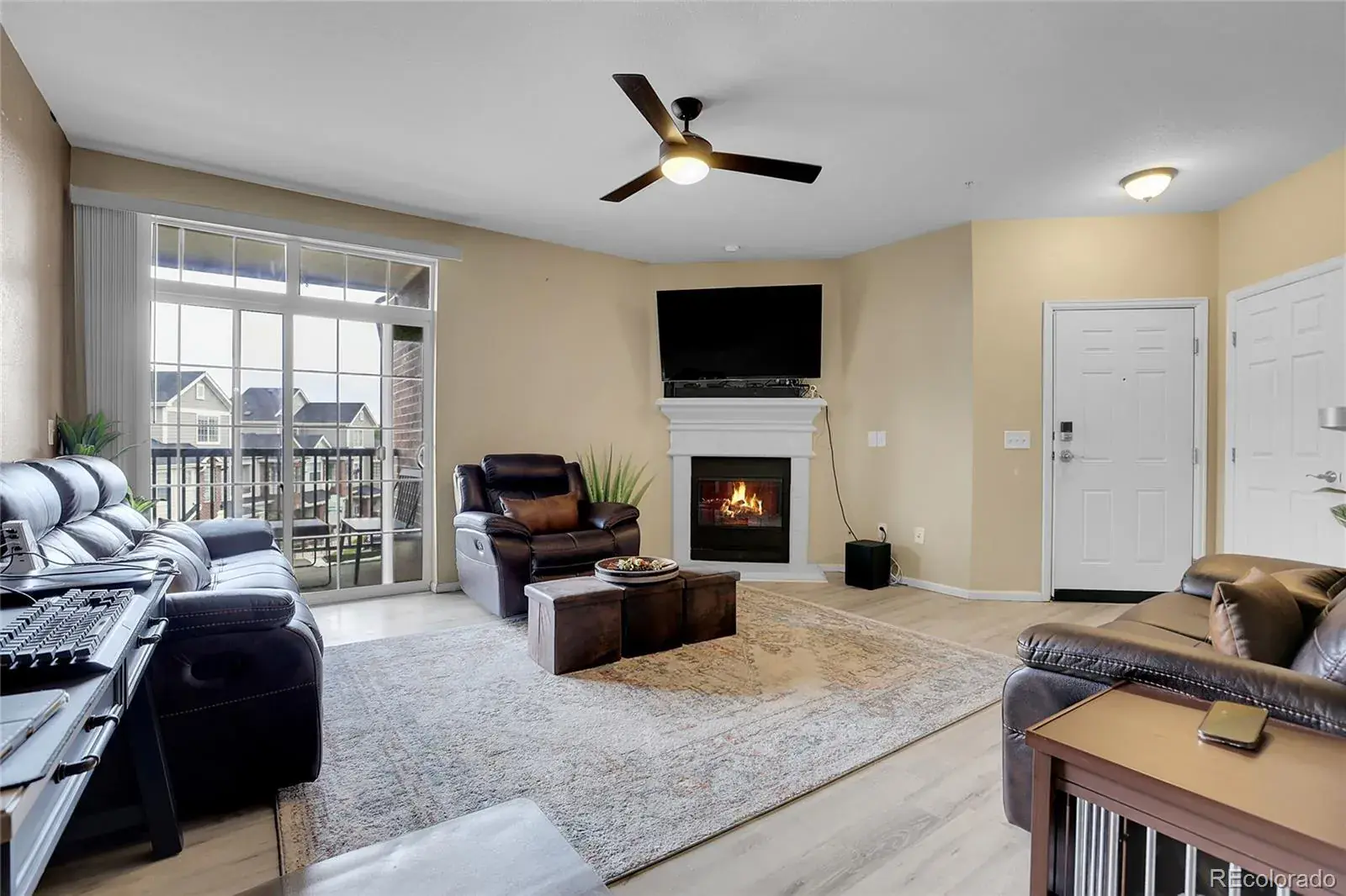 10302025223422 1600 6