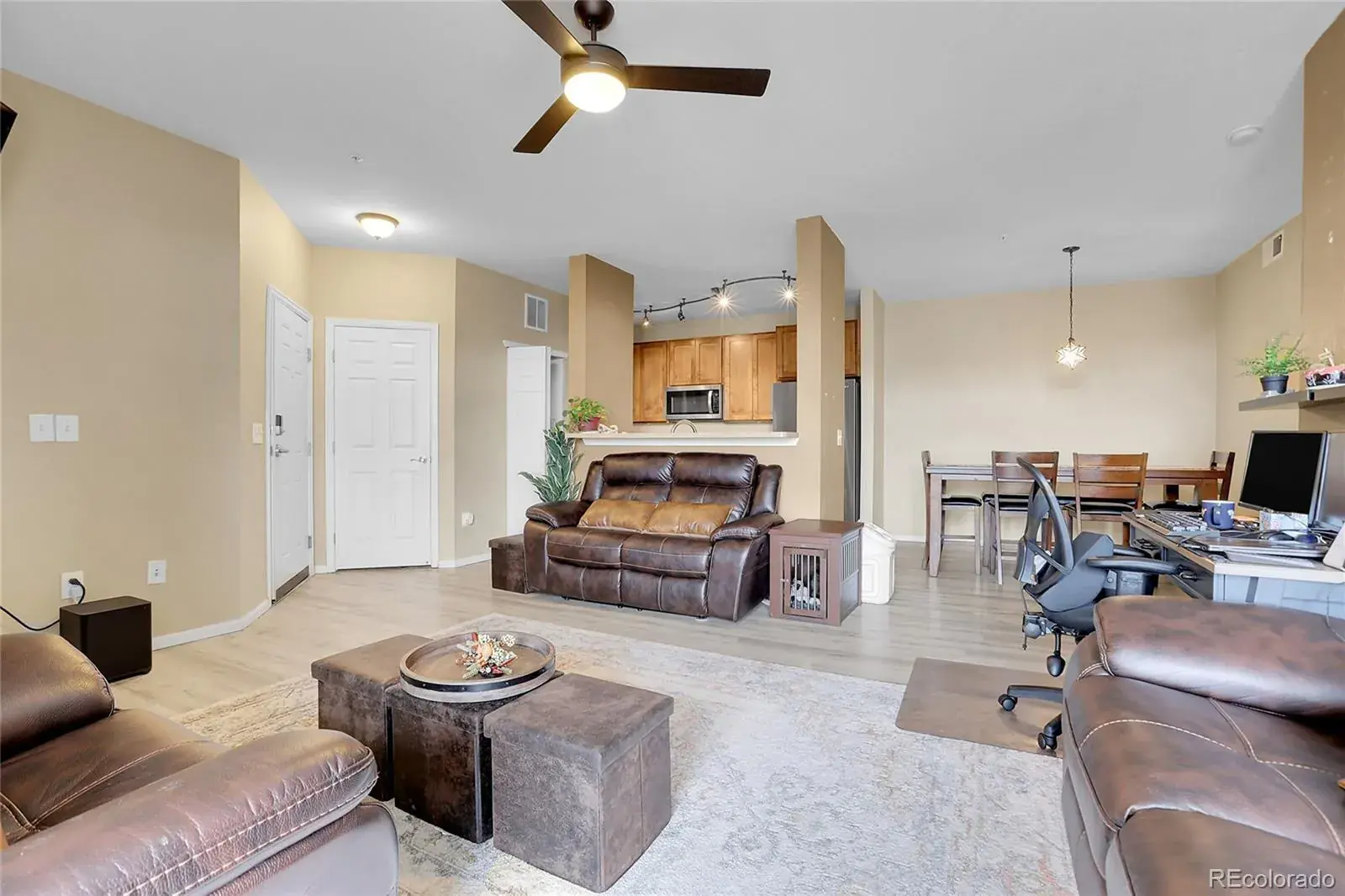 10302025223422 1600 9