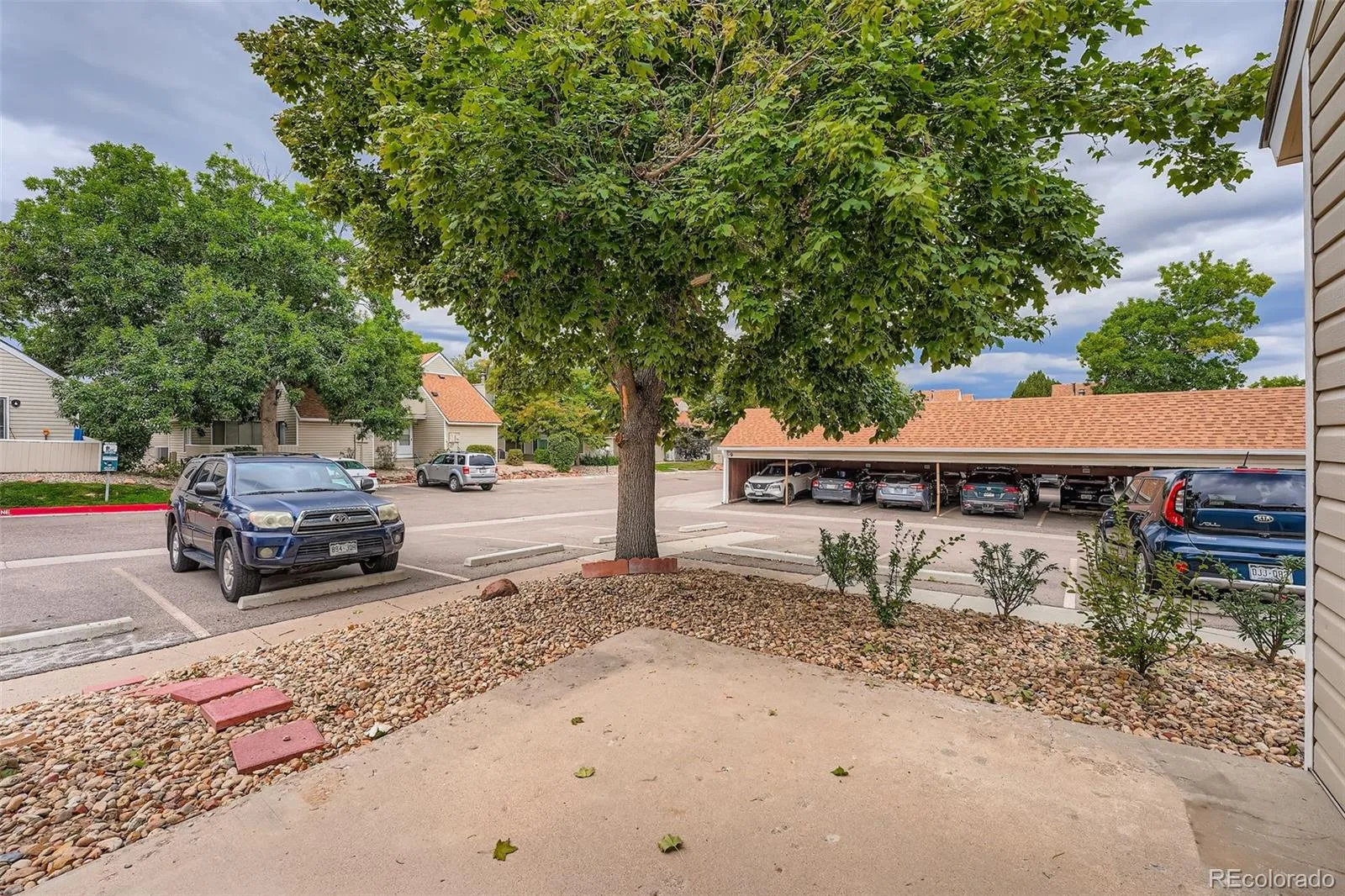 2469 S Xanadu Way #A Aurora CO 80014 | MLS #REC3327407 08142026152712 1600 24