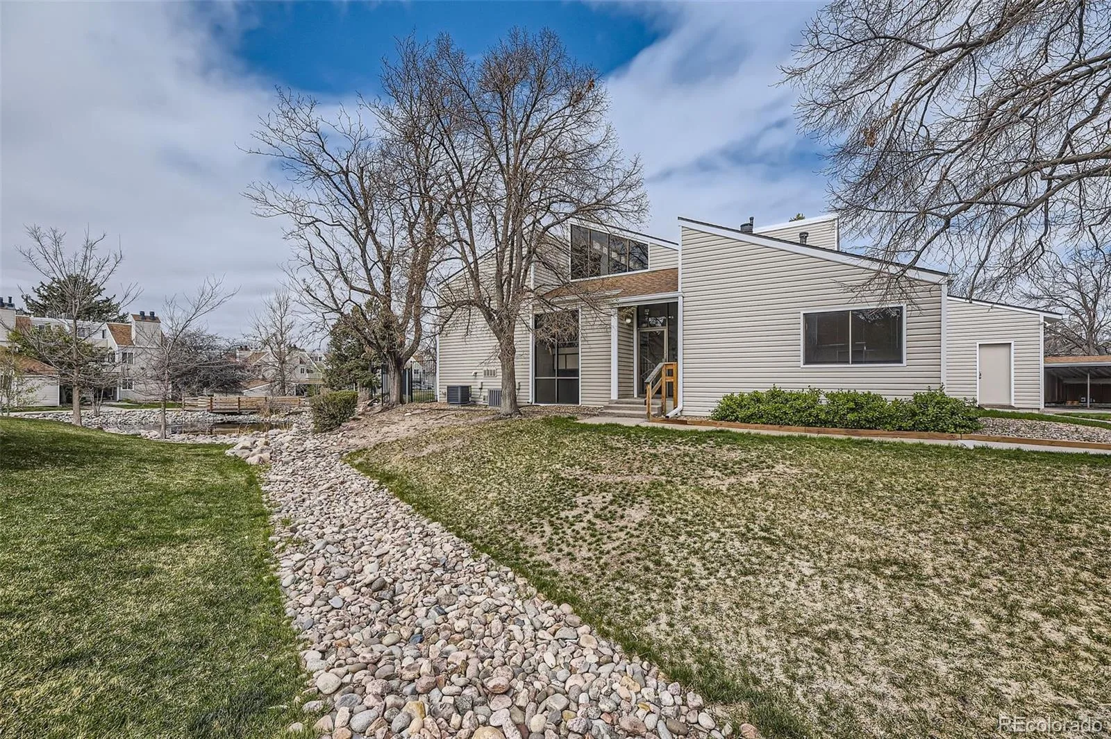 2469 S Xanadu Way #A Aurora CO 80014 | MLS #REC3327407 08142026152712 1600 26