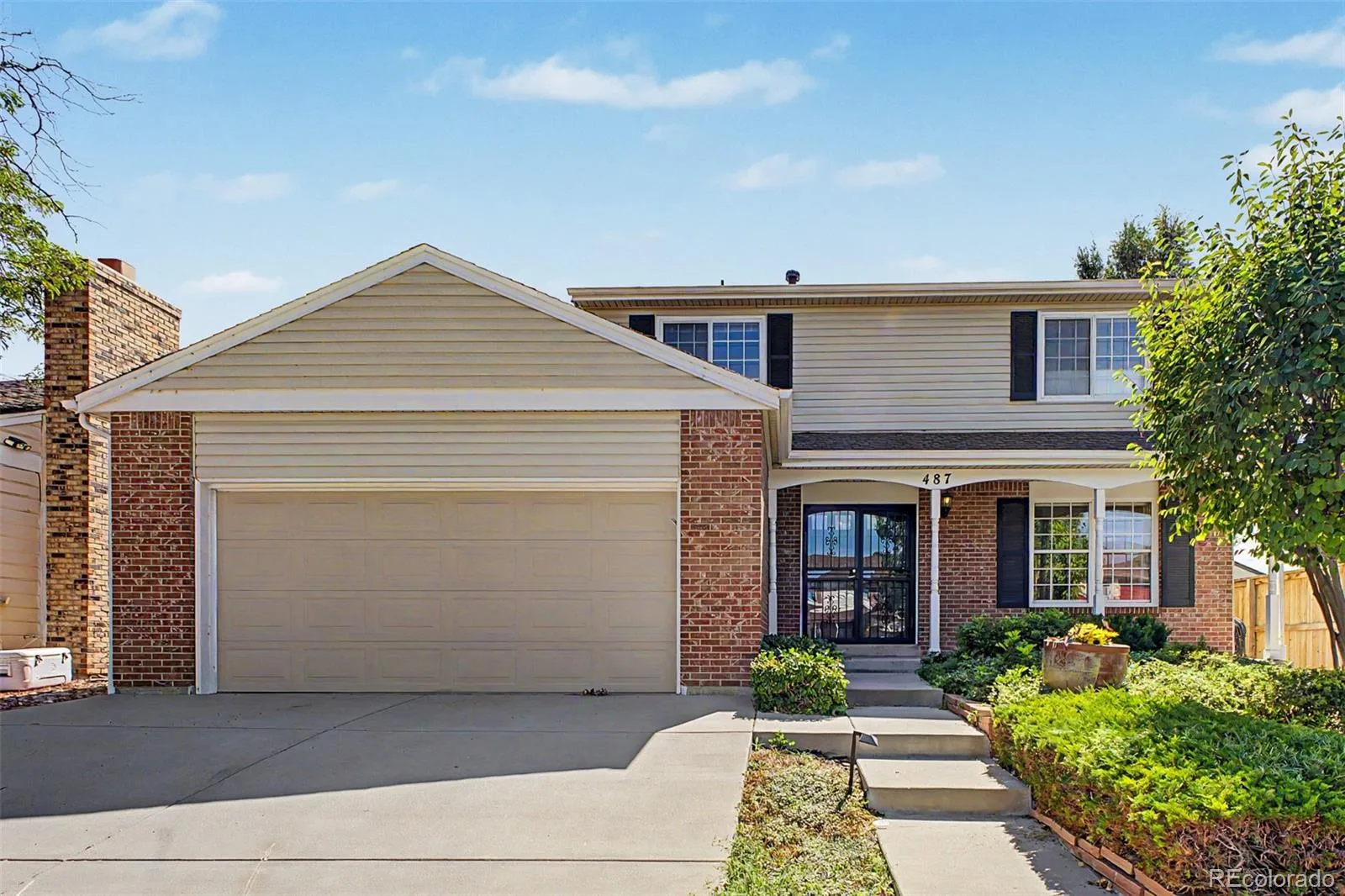 487 S Kingston Circle Aurora CO 80012 | MLS #REC3327800 10012026181156 1600 2