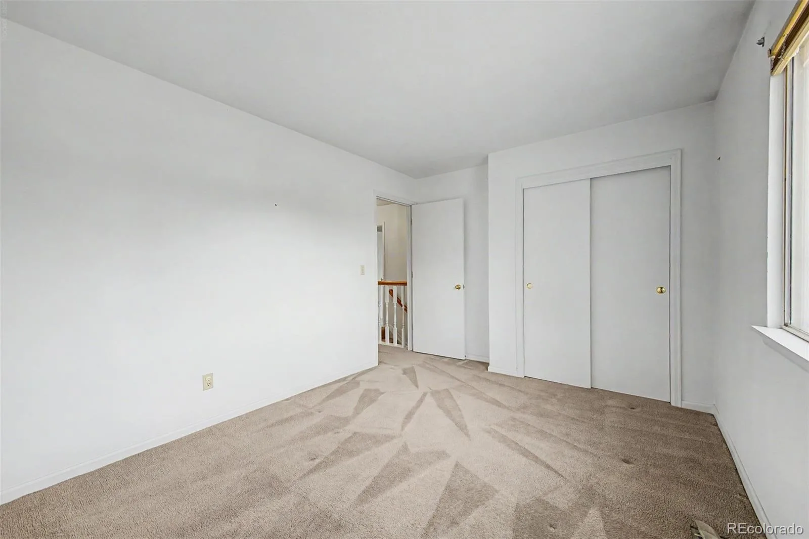 487 S Kingston Circle Aurora CO 80012 | MLS #REC3327800 10012026181156 1600 35