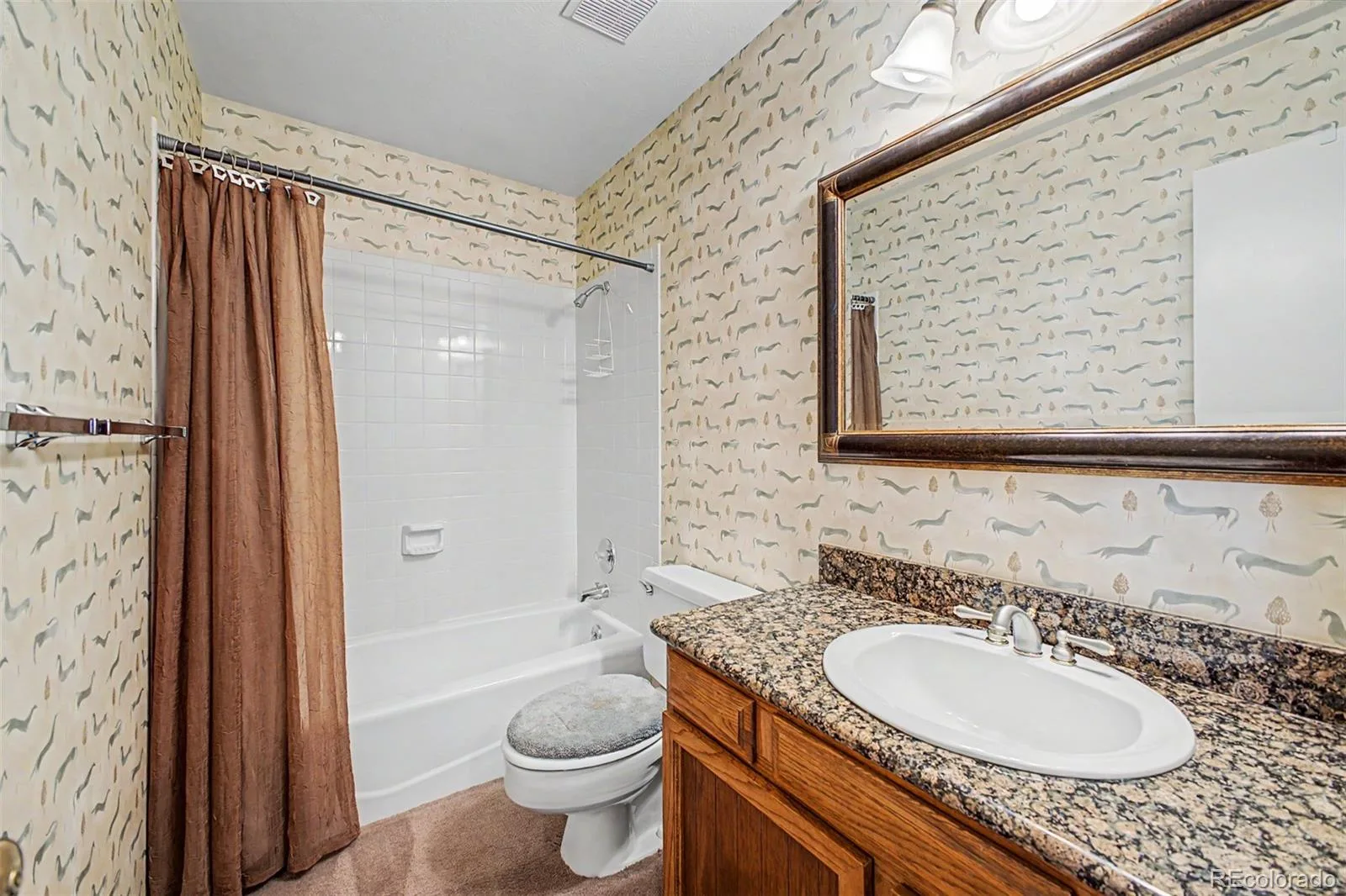 487 S Kingston Circle Aurora CO 80012 | MLS #REC3327800 10012026181156 1600 36