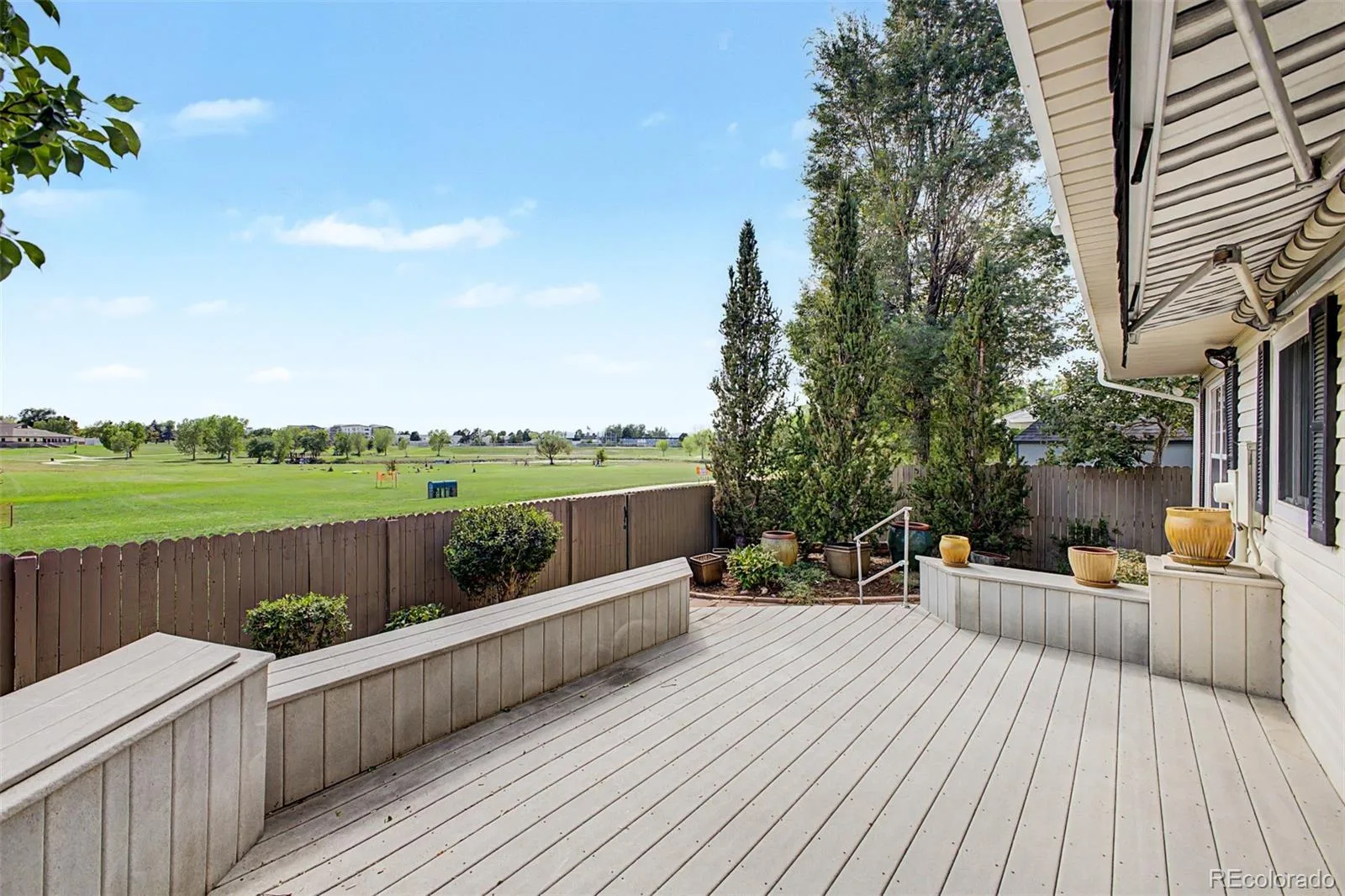 487 S Kingston Circle Aurora CO 80012 | MLS #REC3327800 10012026181156 1600 41