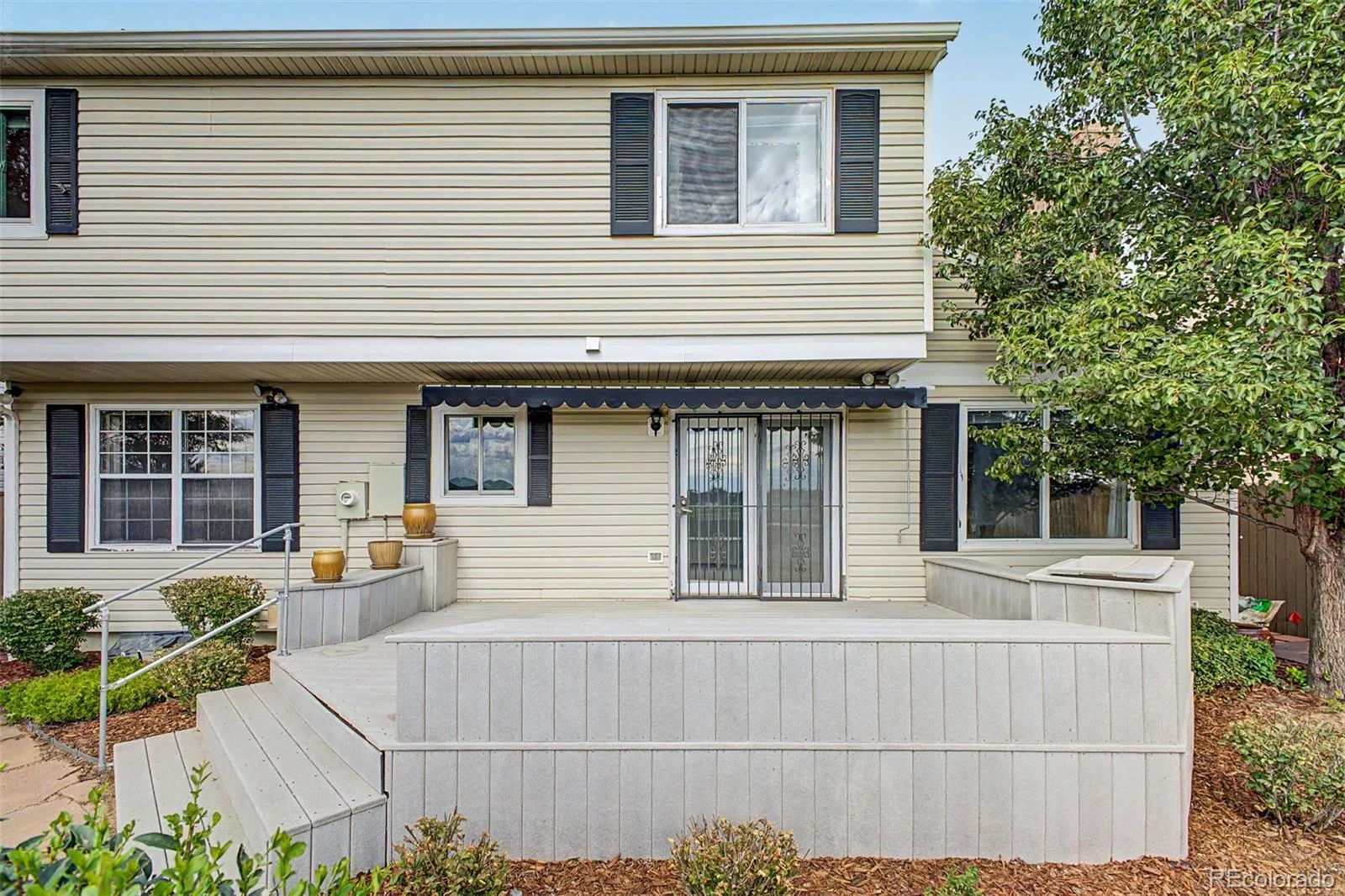 487 S Kingston Circle Aurora CO 80012 | MLS #REC3327800 10012026181156 1600 43