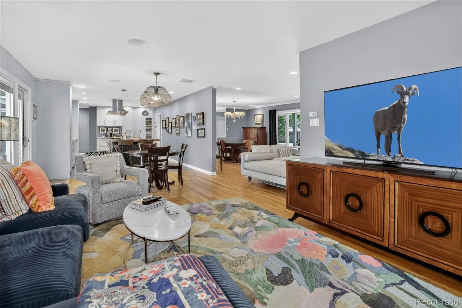 3203 S Milwaukee Street Denver CO 80210 MLS #REC3328668 06142026162451 1600 18