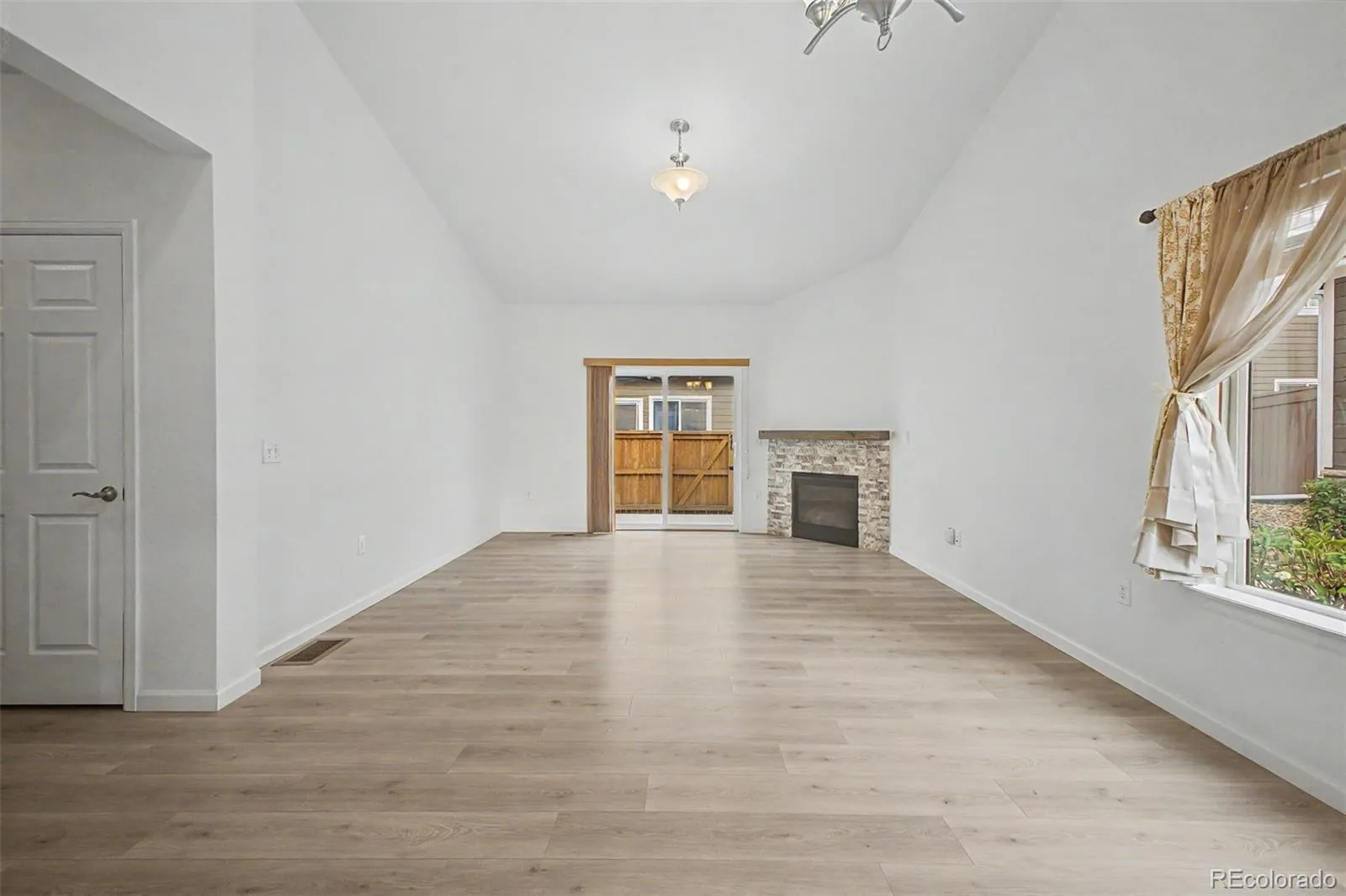 14700 E 104th Avenue #1101 #11 Commerce City CO 80022 MLS #REC3330319 04182026232242 1600 9