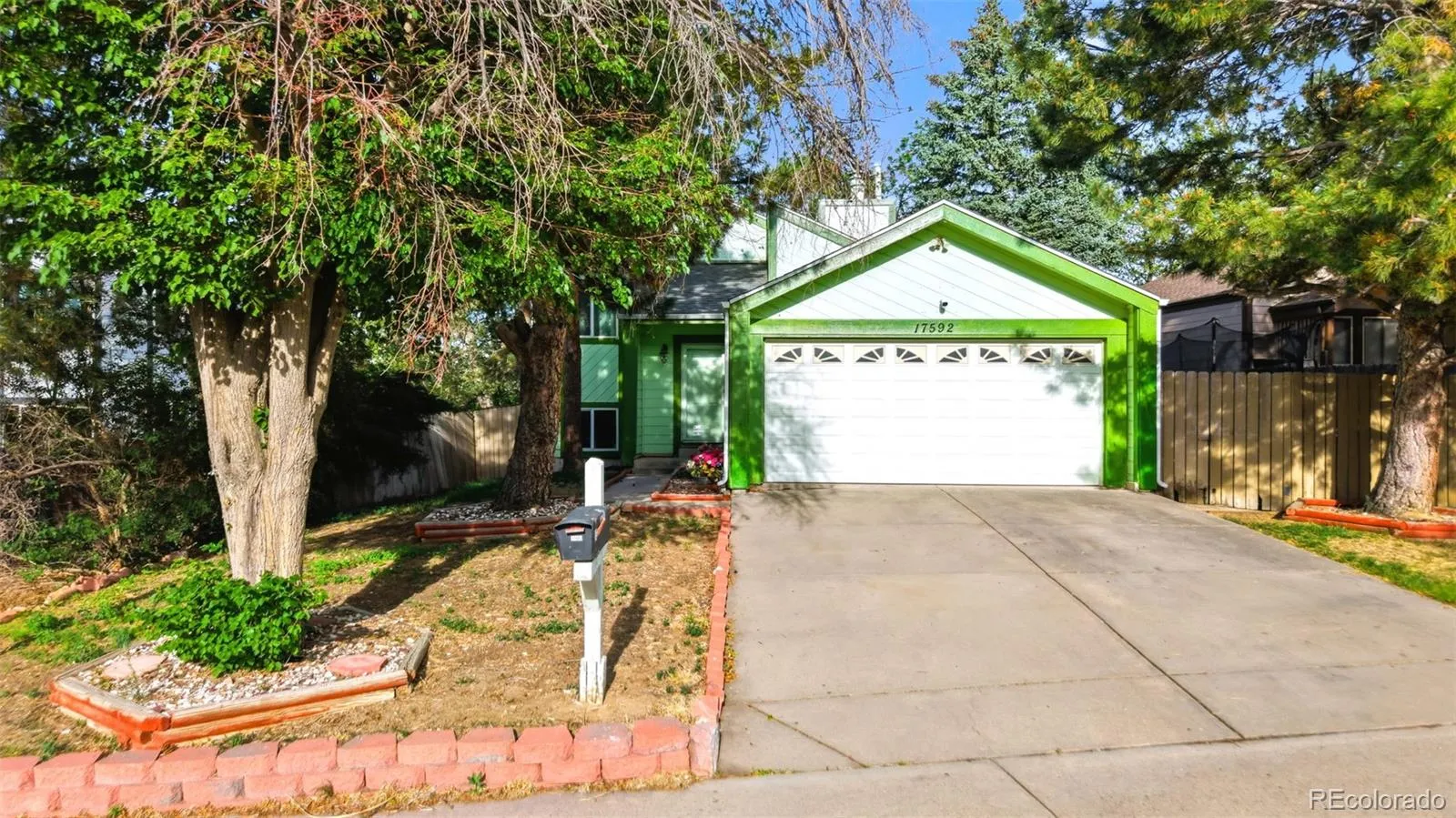 17592 E Ohio Circle Aurora CO 80017 MLS #REC3330320 05282026024032 1600 29