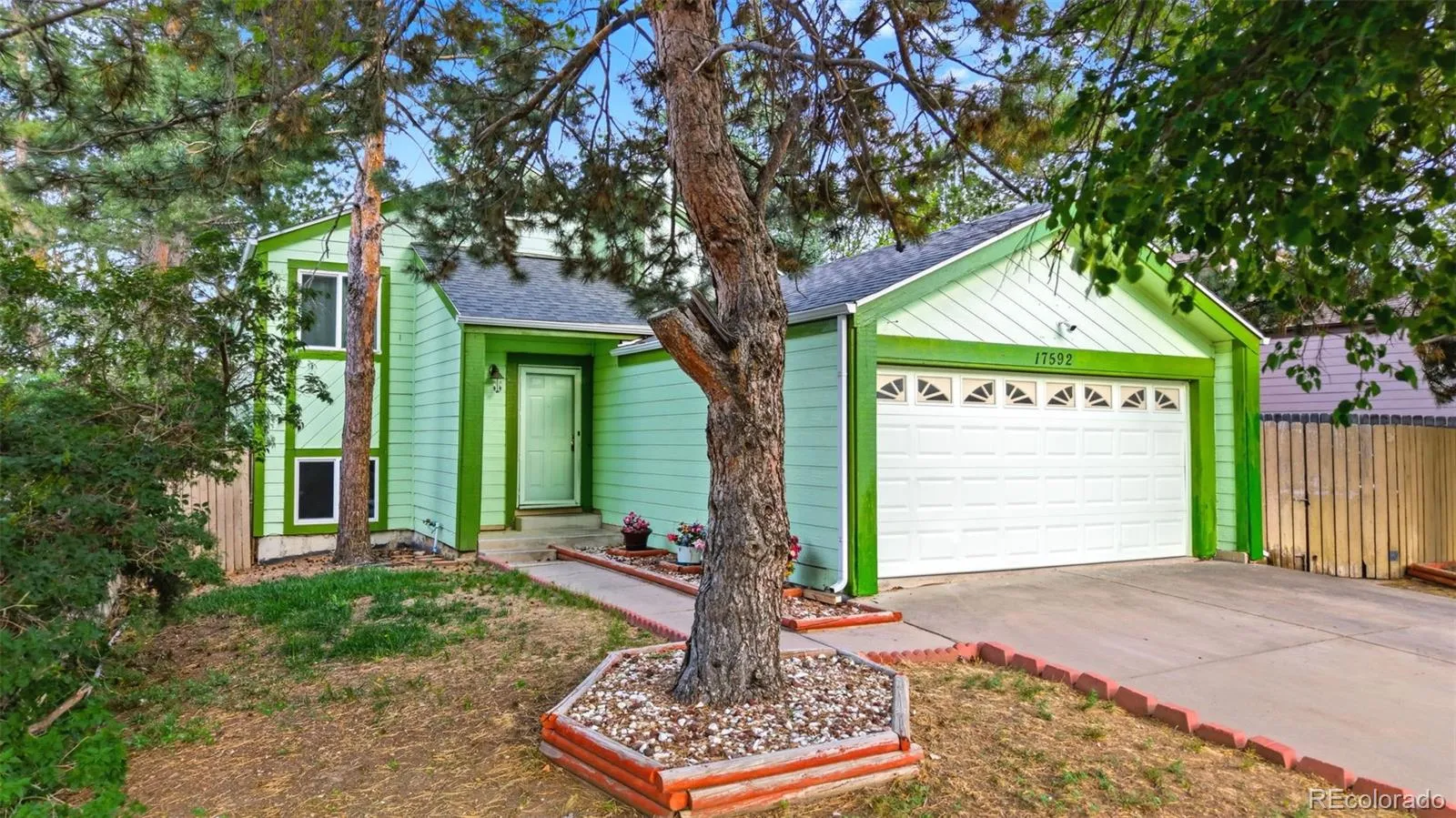 17592 E Ohio Circle Aurora CO 80017 MLS #REC3330320 05282026024032 1600 30