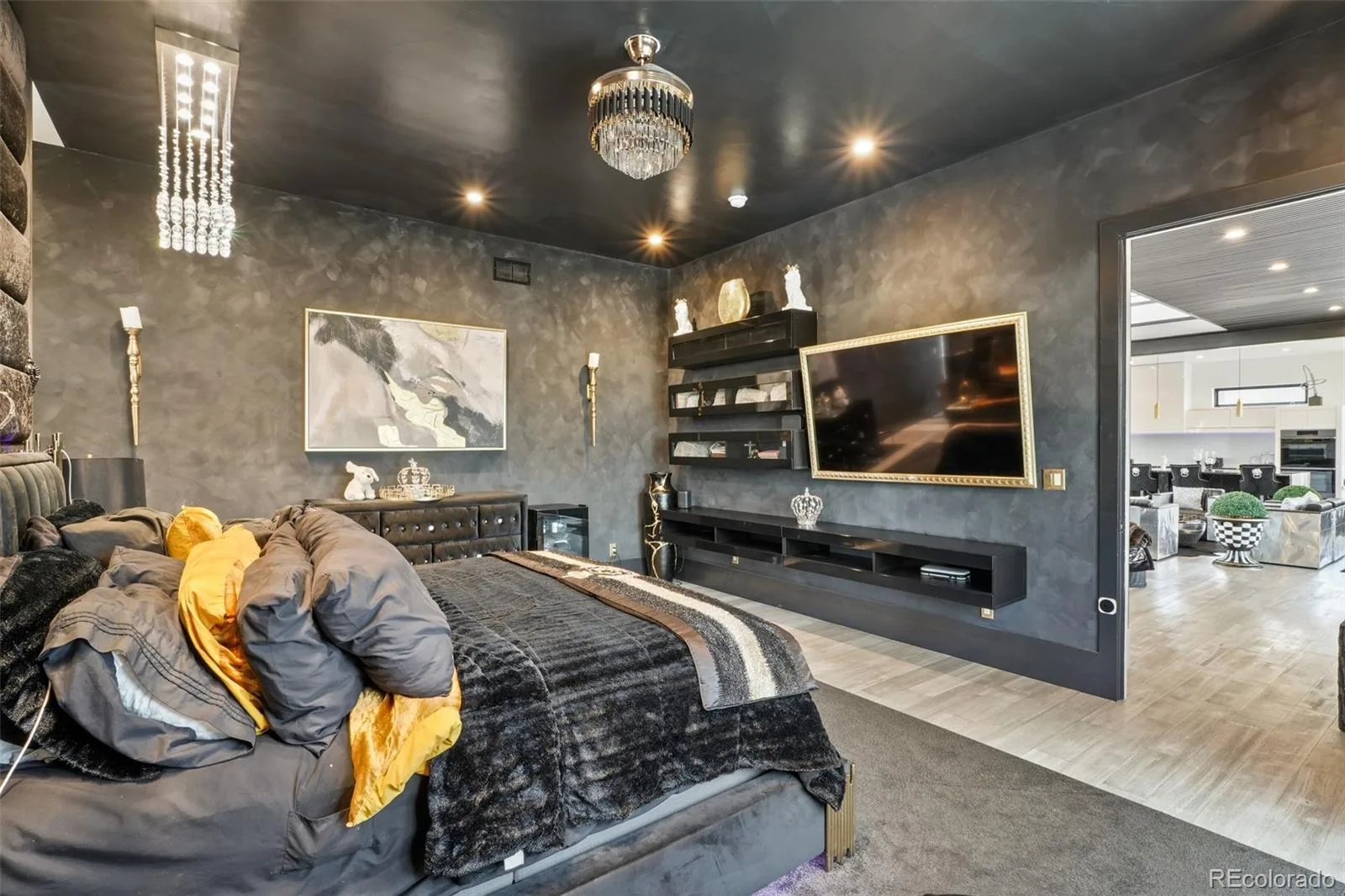 5908 Zang Way Arvada CO 80004 | MLS #REC3332245 08242026165106 1600 18