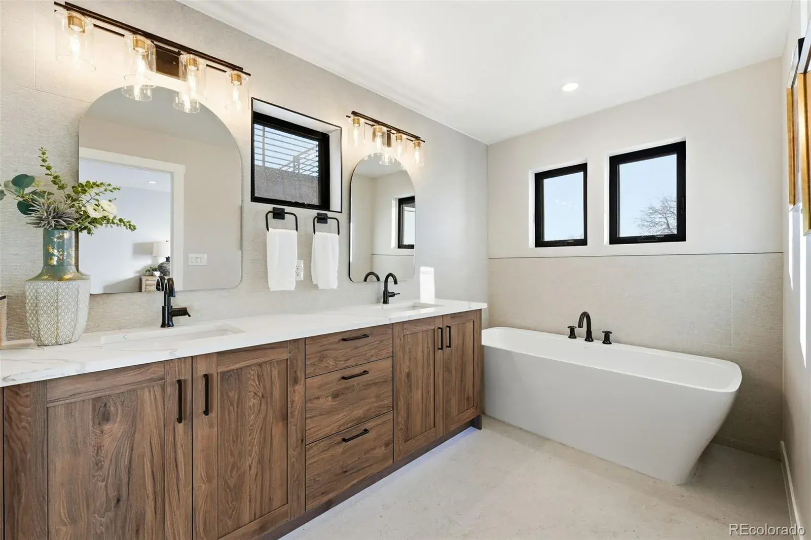 01222026032708 1600 18