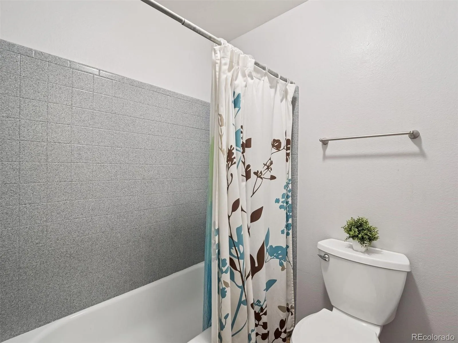 14439 E 1st Drive #C11 Aurora CO 80011 MLS #REC3334697 04212026161812 1600 11
