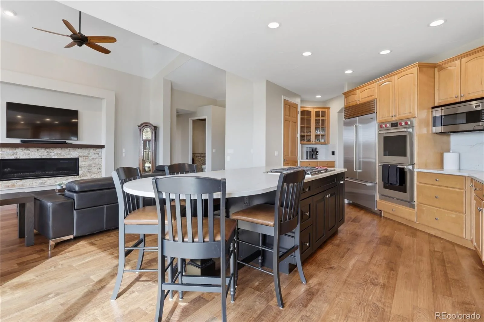 6732 Vista Lodge Loop Castle Pines CO 80108 MLS #REC3335126 06092026005937 1600 16