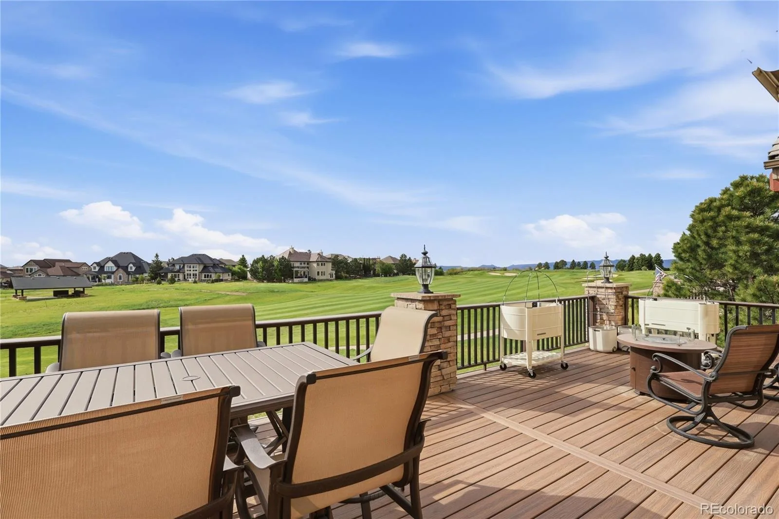 6732 Vista Lodge Loop Castle Pines CO 80108 MLS #REC3335126 06092026005937 1600 44