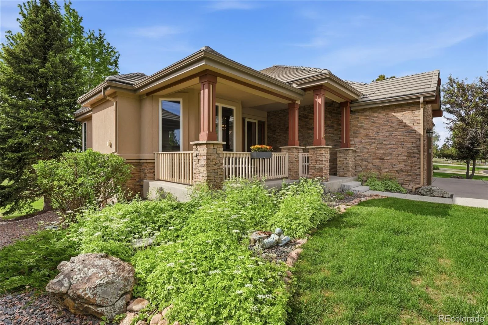 6732 Vista Lodge Loop Castle Pines CO 80108 MLS #REC3335126 06092026005937 1600 48