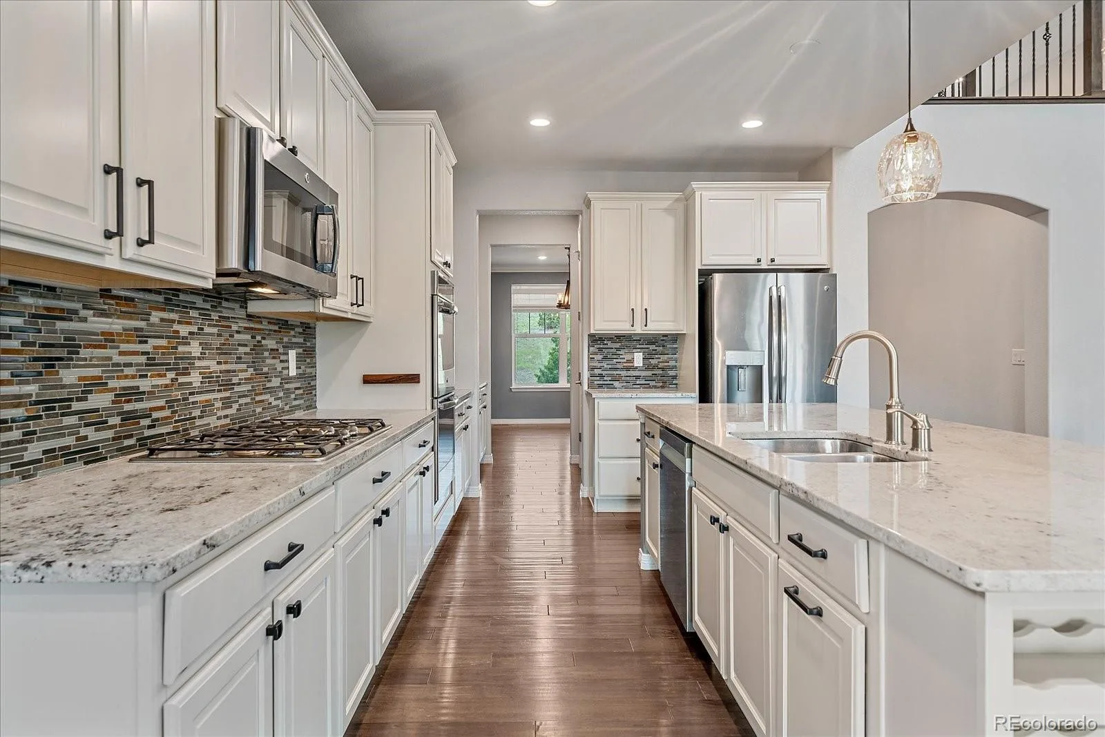18870 W 85th Drive Arvada CO 80007 MLS #REC3336994 07032026164031 1600 10