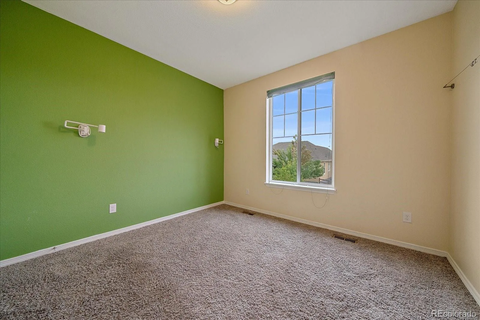 18870 W 85th Drive Arvada CO 80007 MLS #REC3336994 07032026164031 1600 15