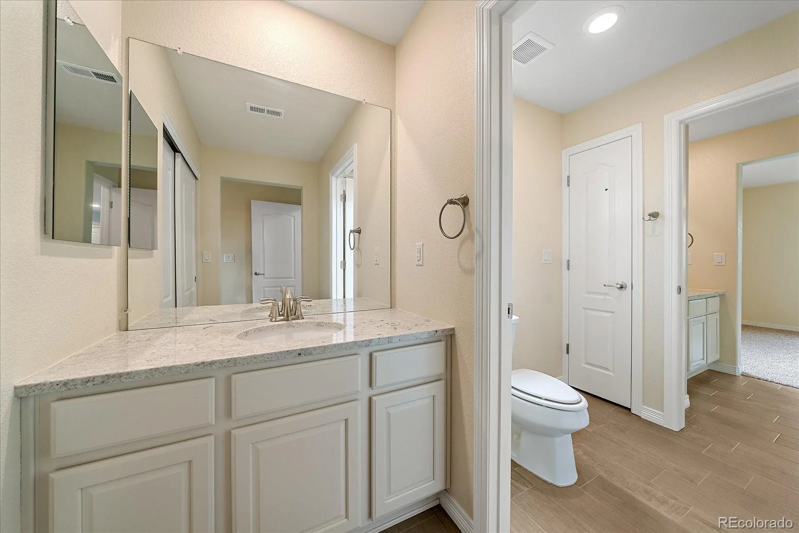 18870 W 85th Drive Arvada CO 80007 MLS #REC3336994 07032026164031 1600 30