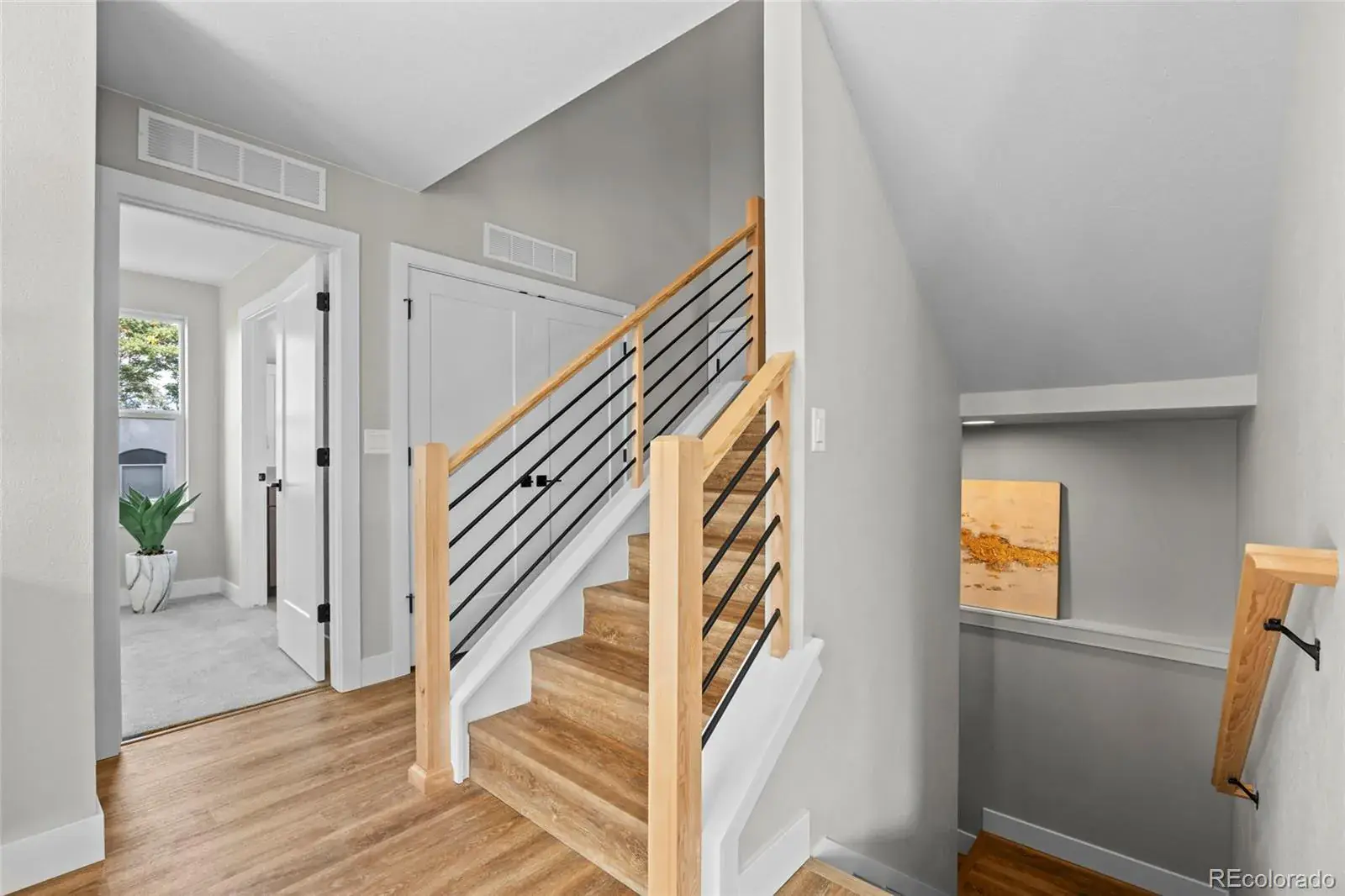 01102026002956 1600 11