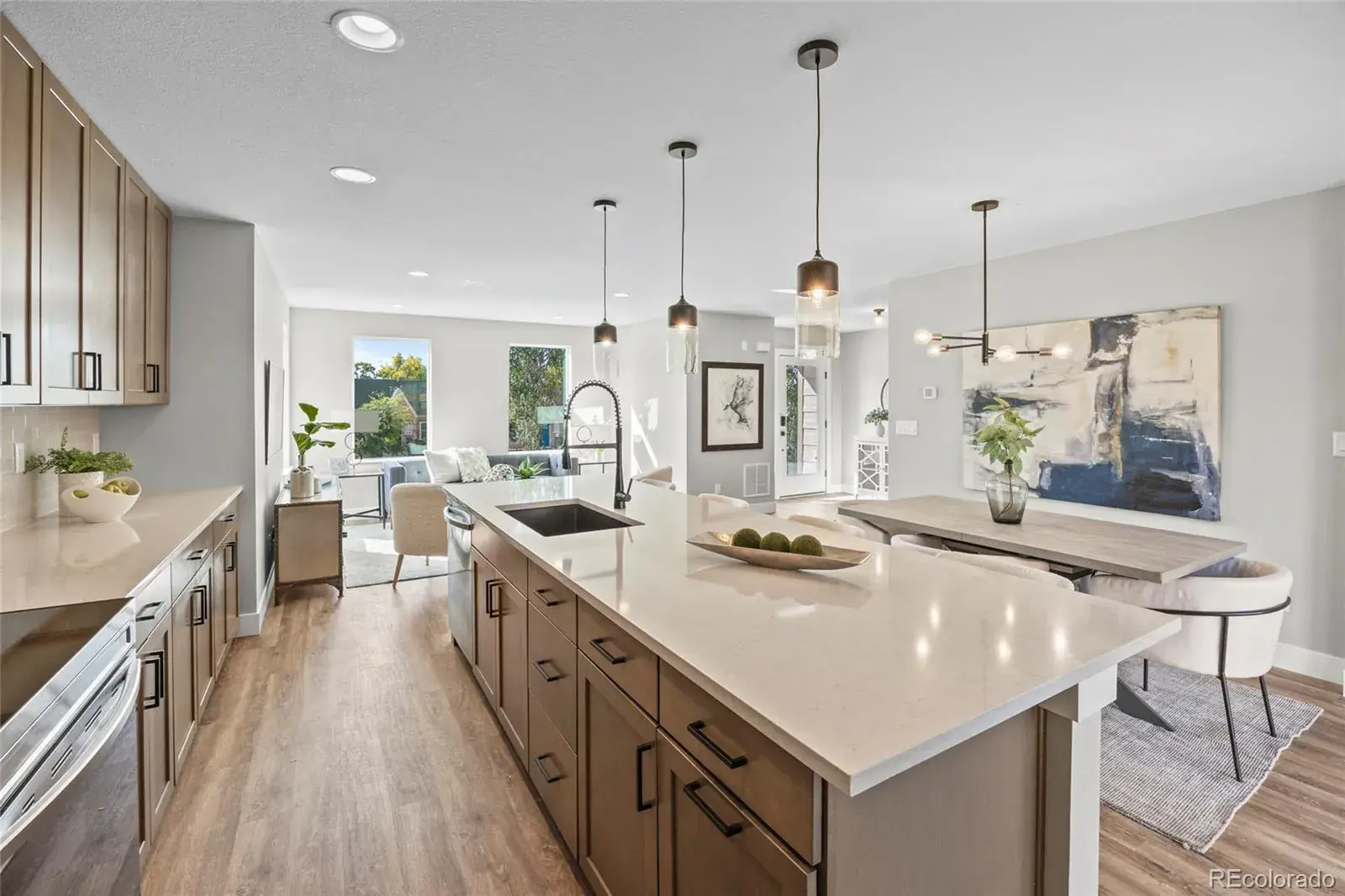 01102026002956 1600 14