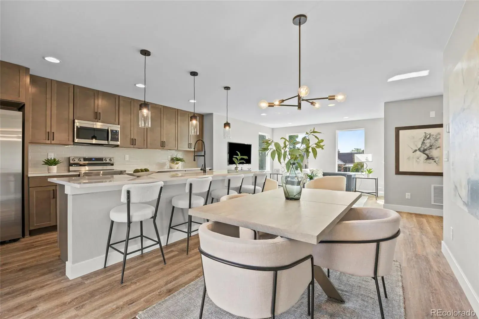 01102026002956 1600 16